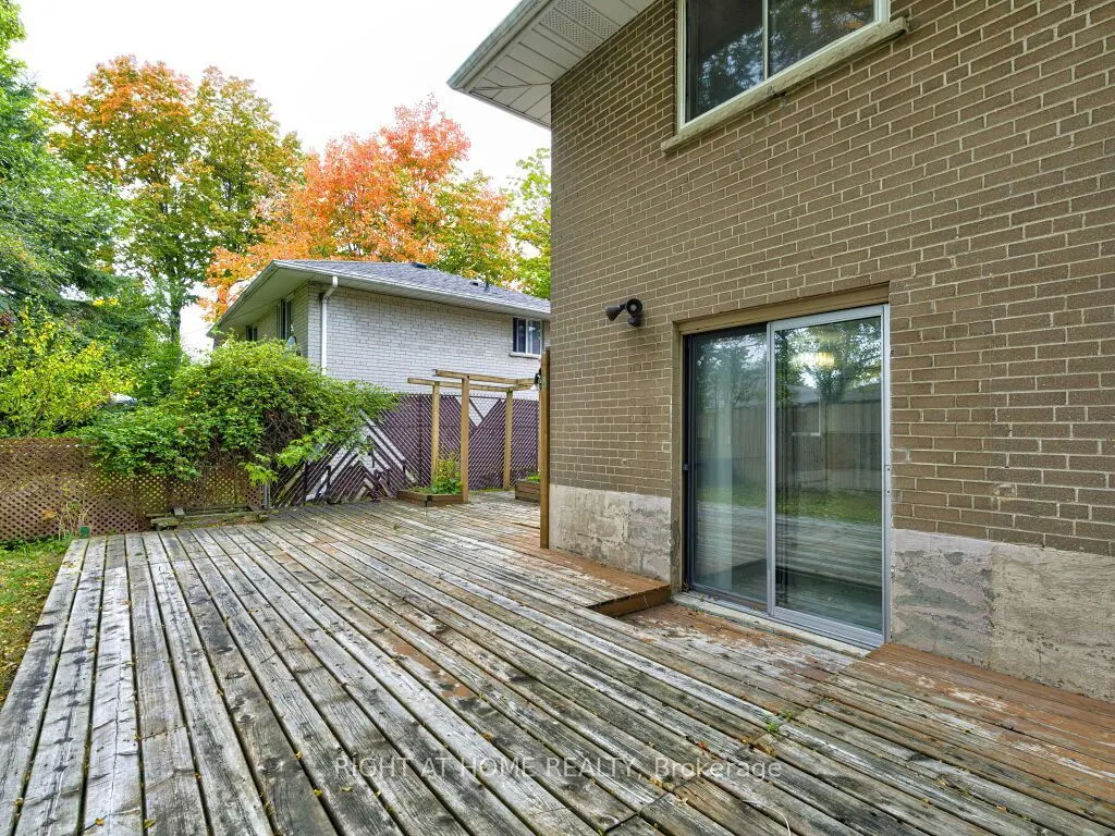 341 Rathburn Road