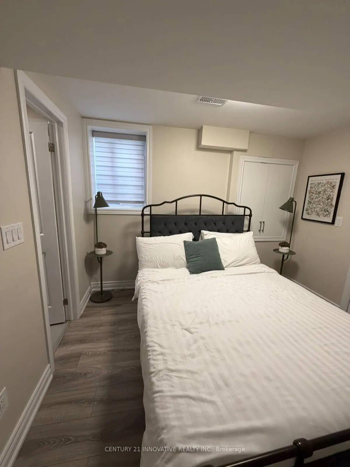 1544 Leger Way