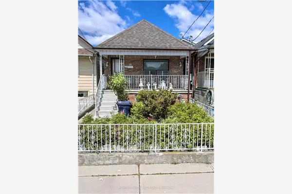 40 Avon Avenue