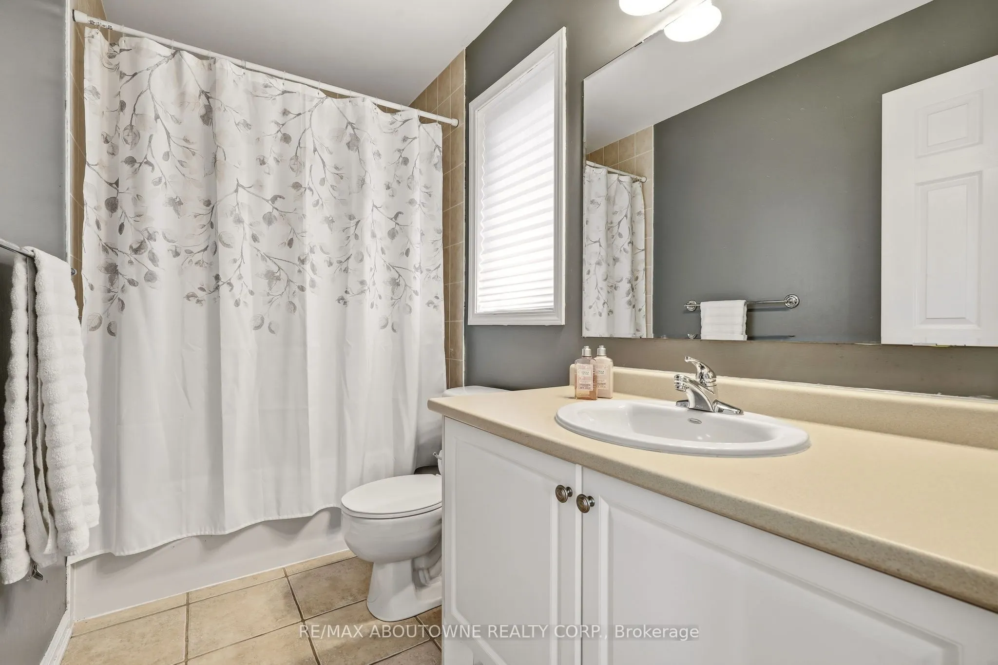 536 Cusick Circle