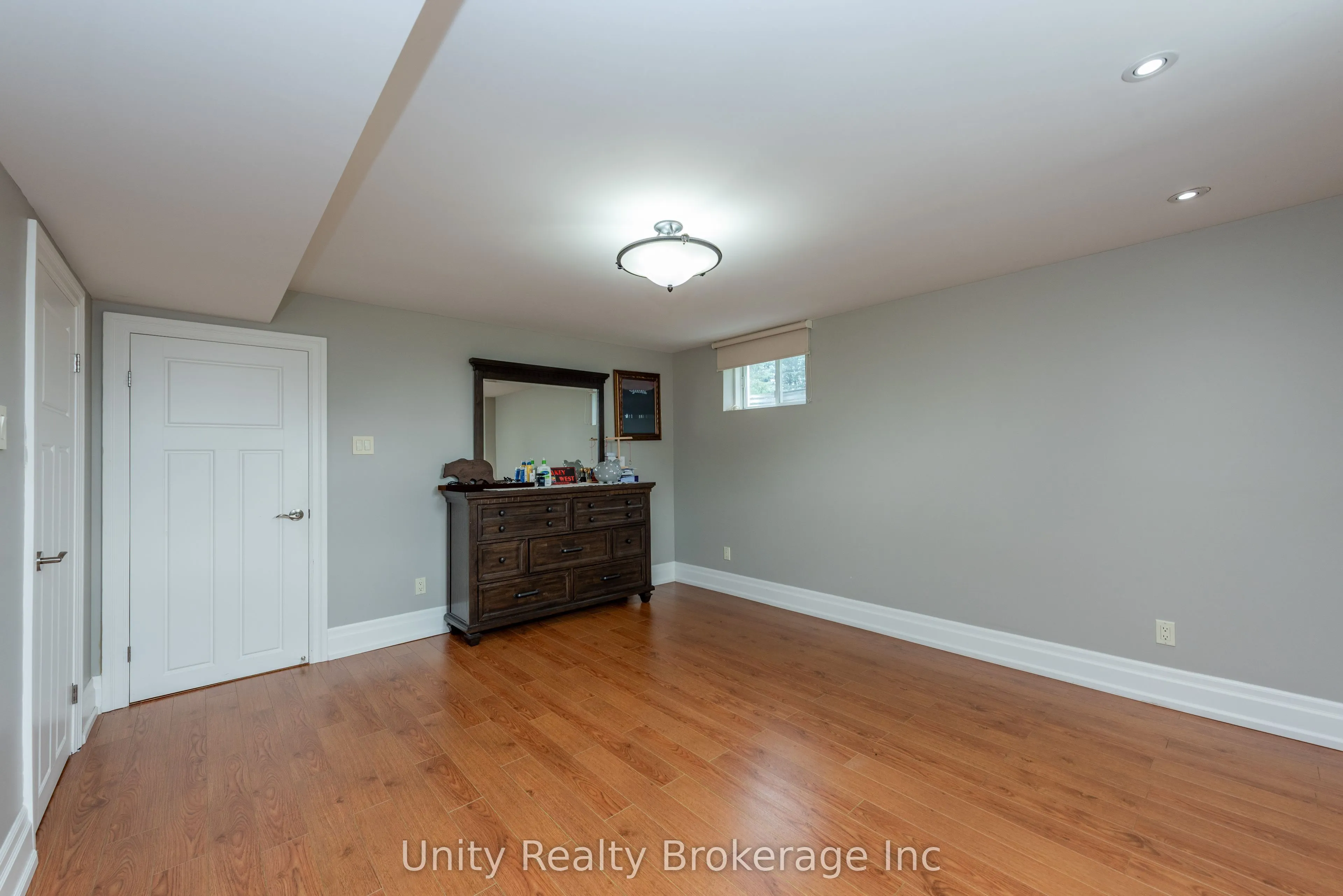 7 Golfdale Court