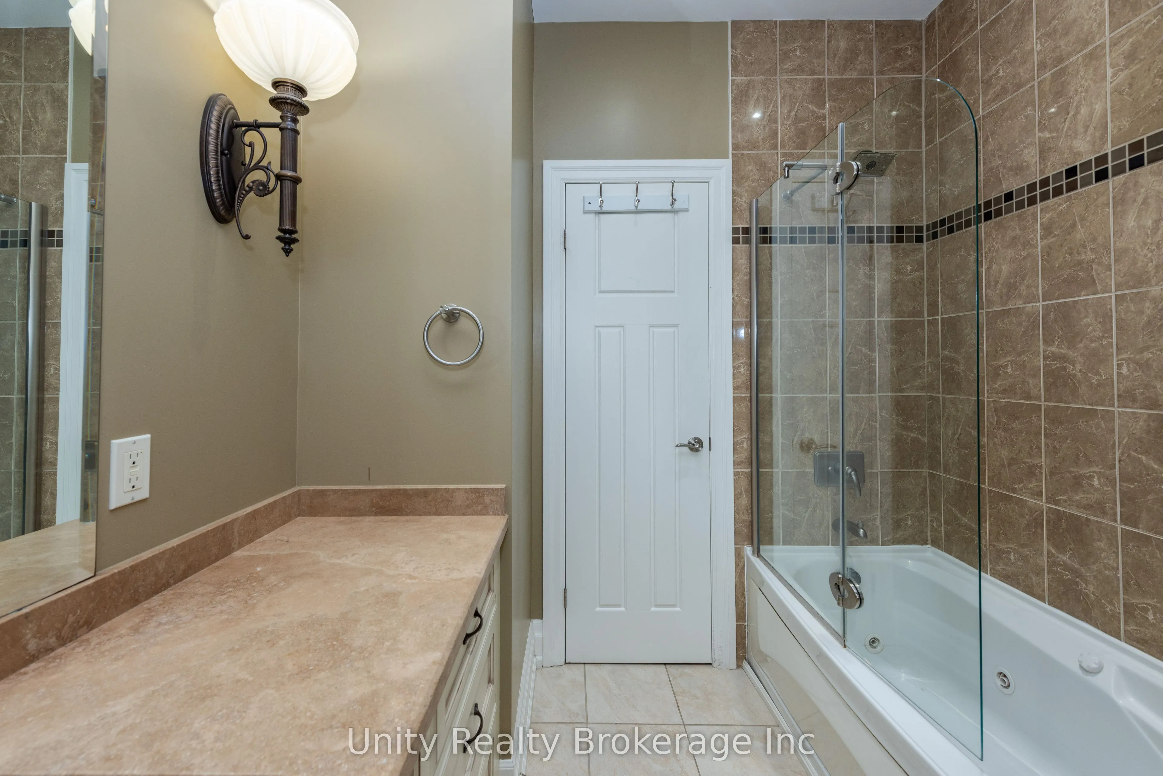 7 Golfdale Court