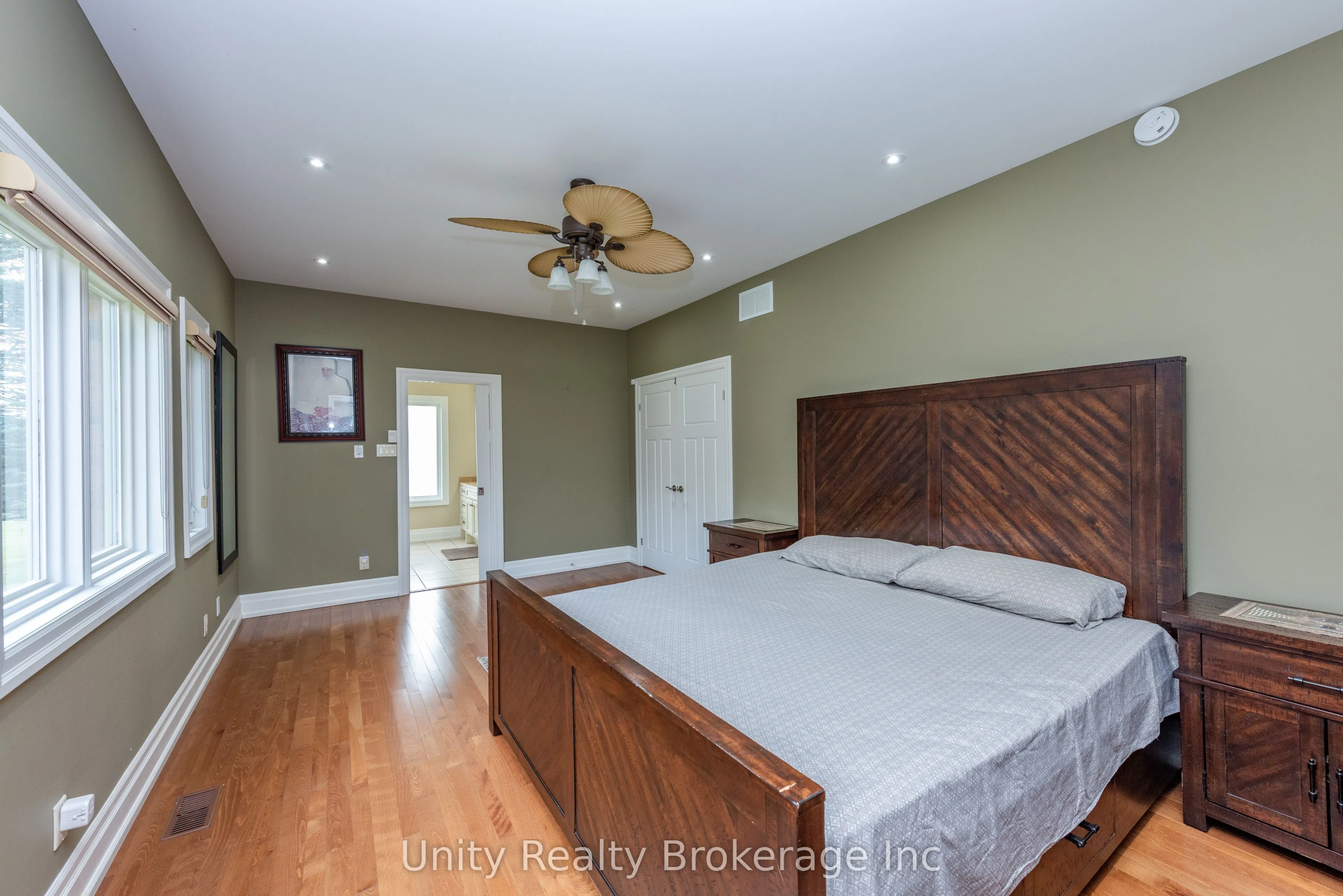 7 Golfdale Court