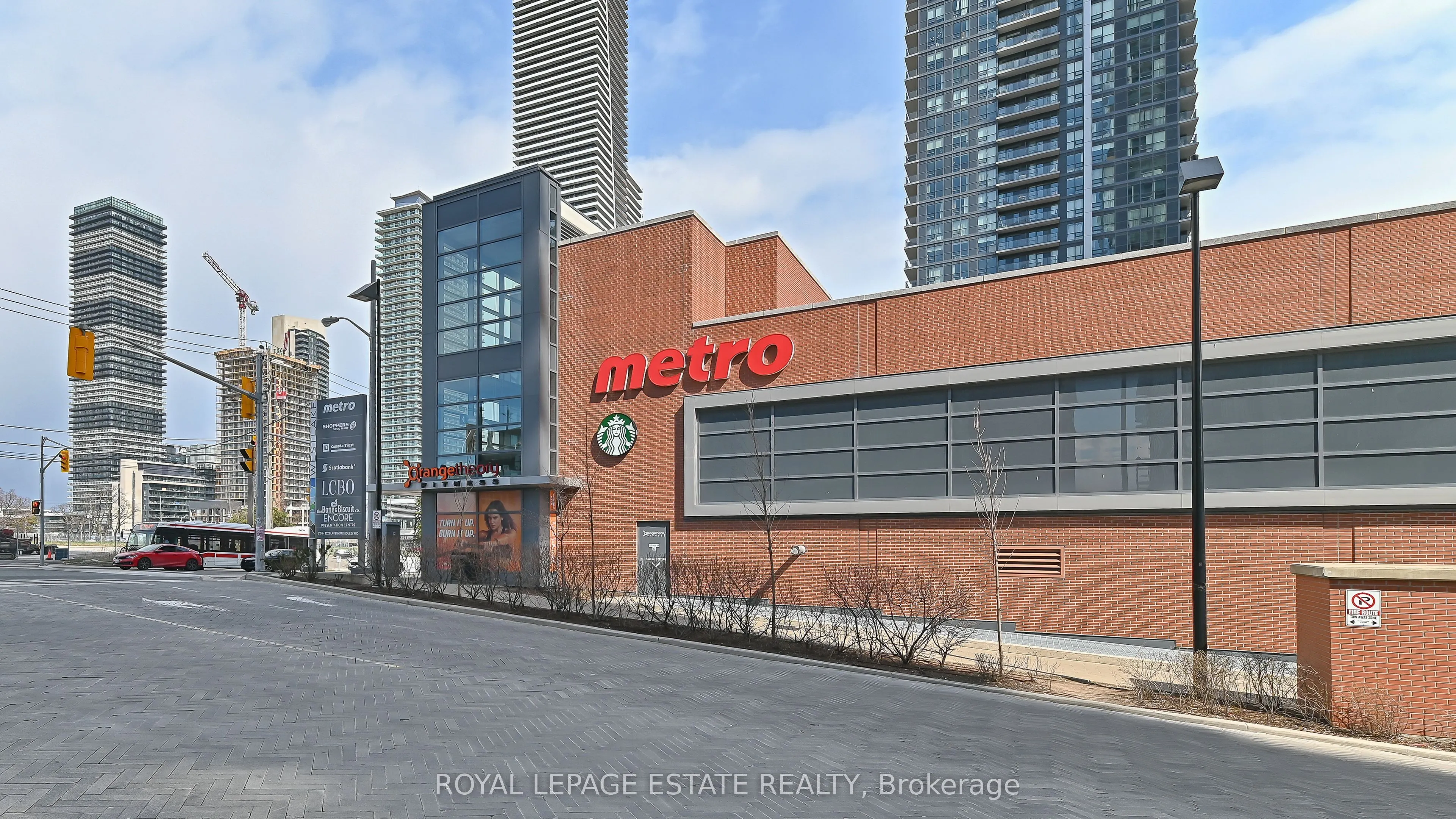 33 Shore Breeze Drive #2901