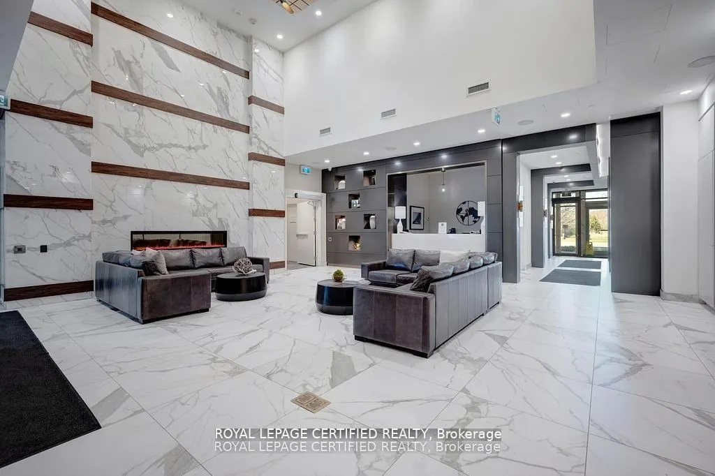 1050 Main Street E #114