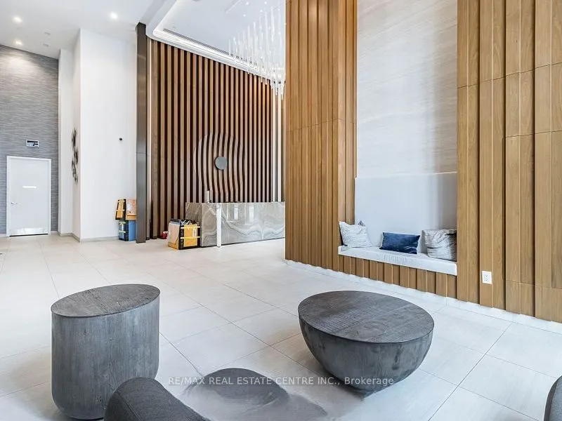 70 Annie Craig Drive #701