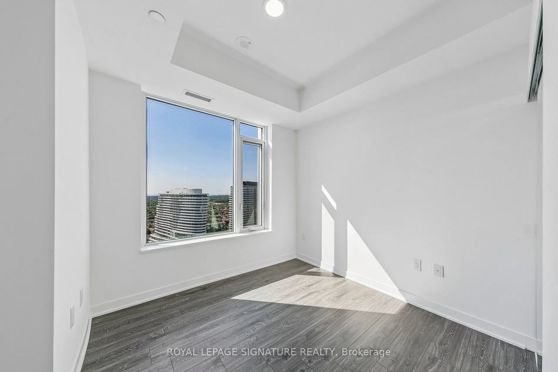 2495 Eglinton Avenue W #2503