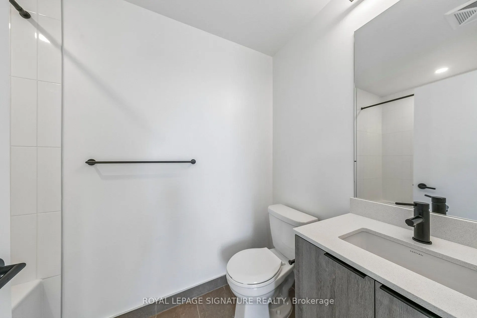 2495 Eglinton Avenue W #2503
