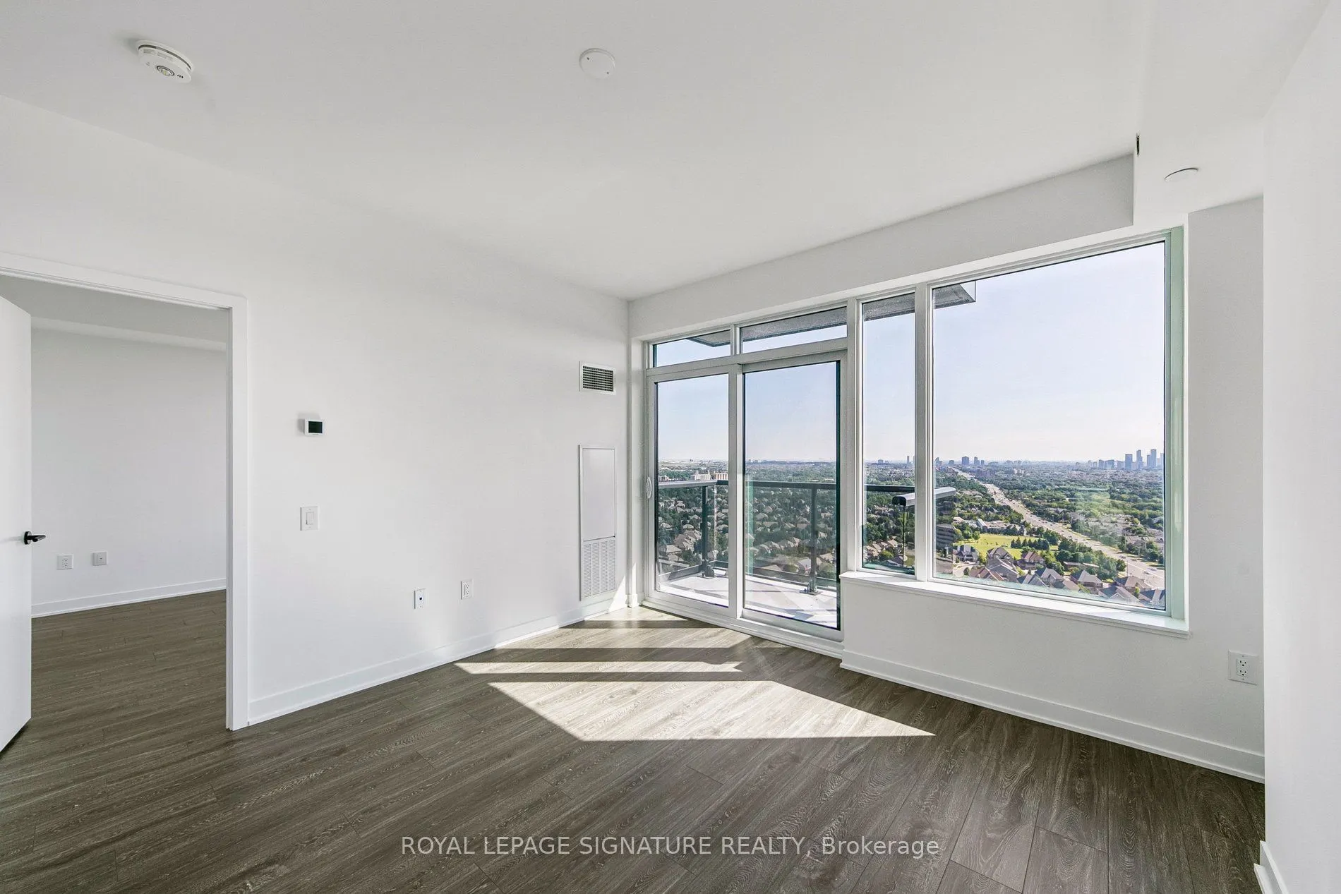 2495 Eglinton Avenue W #2503