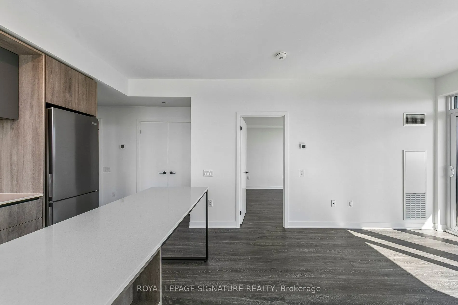 2495 Eglinton Avenue W #2503