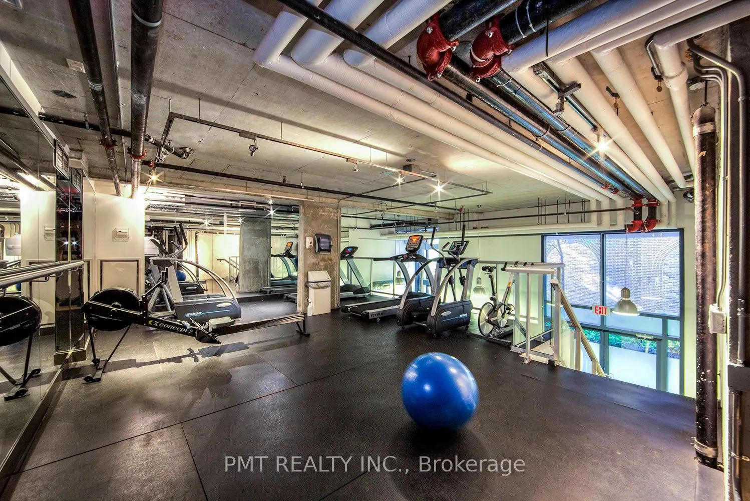 369 Sorauren Avenue #311