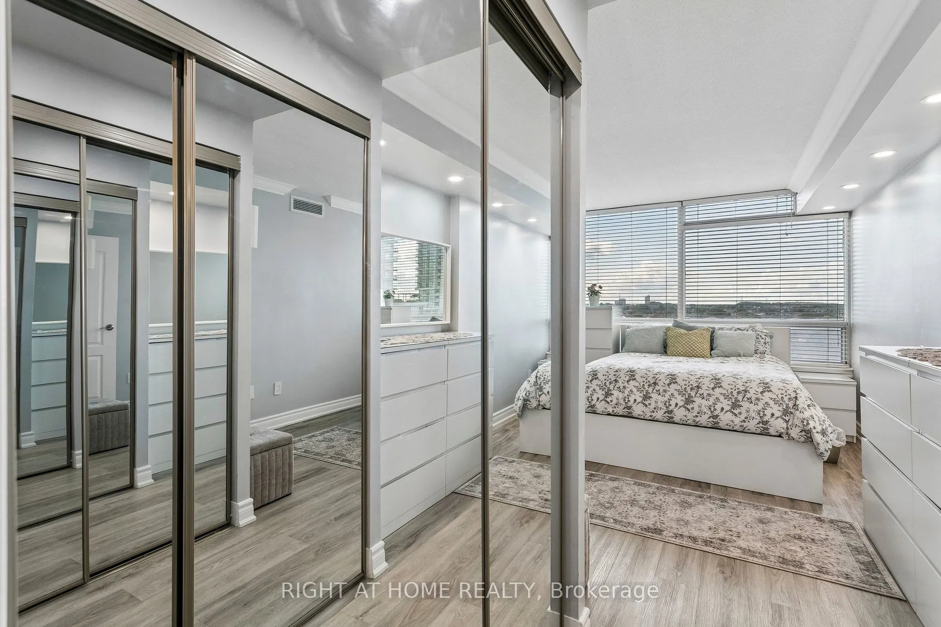 550 Webb Drive #612