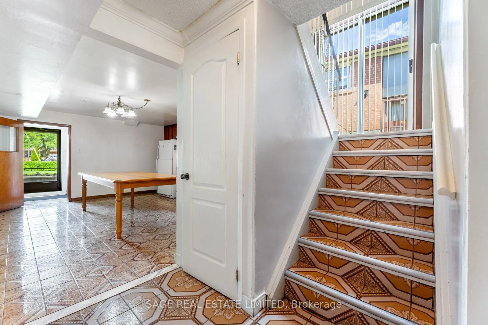 21 Debby Court