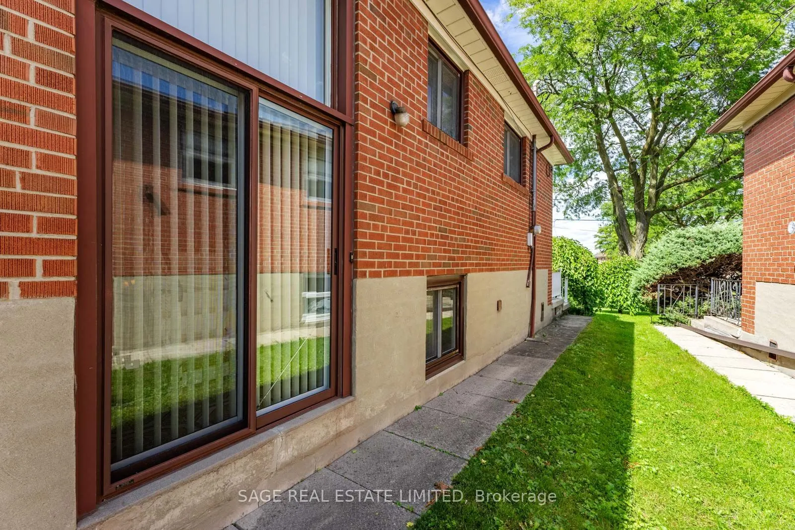 21 Debby Court