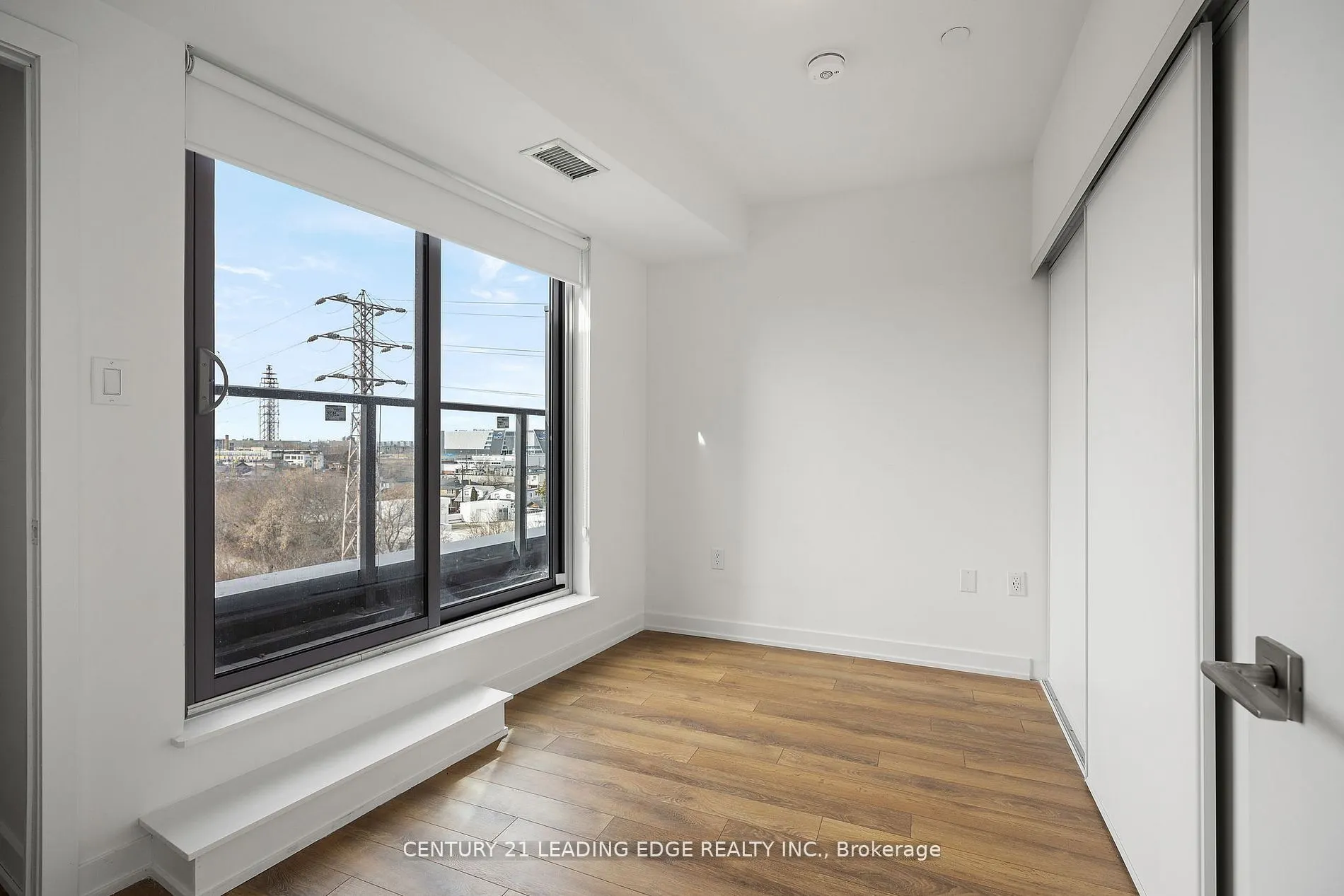 2433 Dufferin Street #708