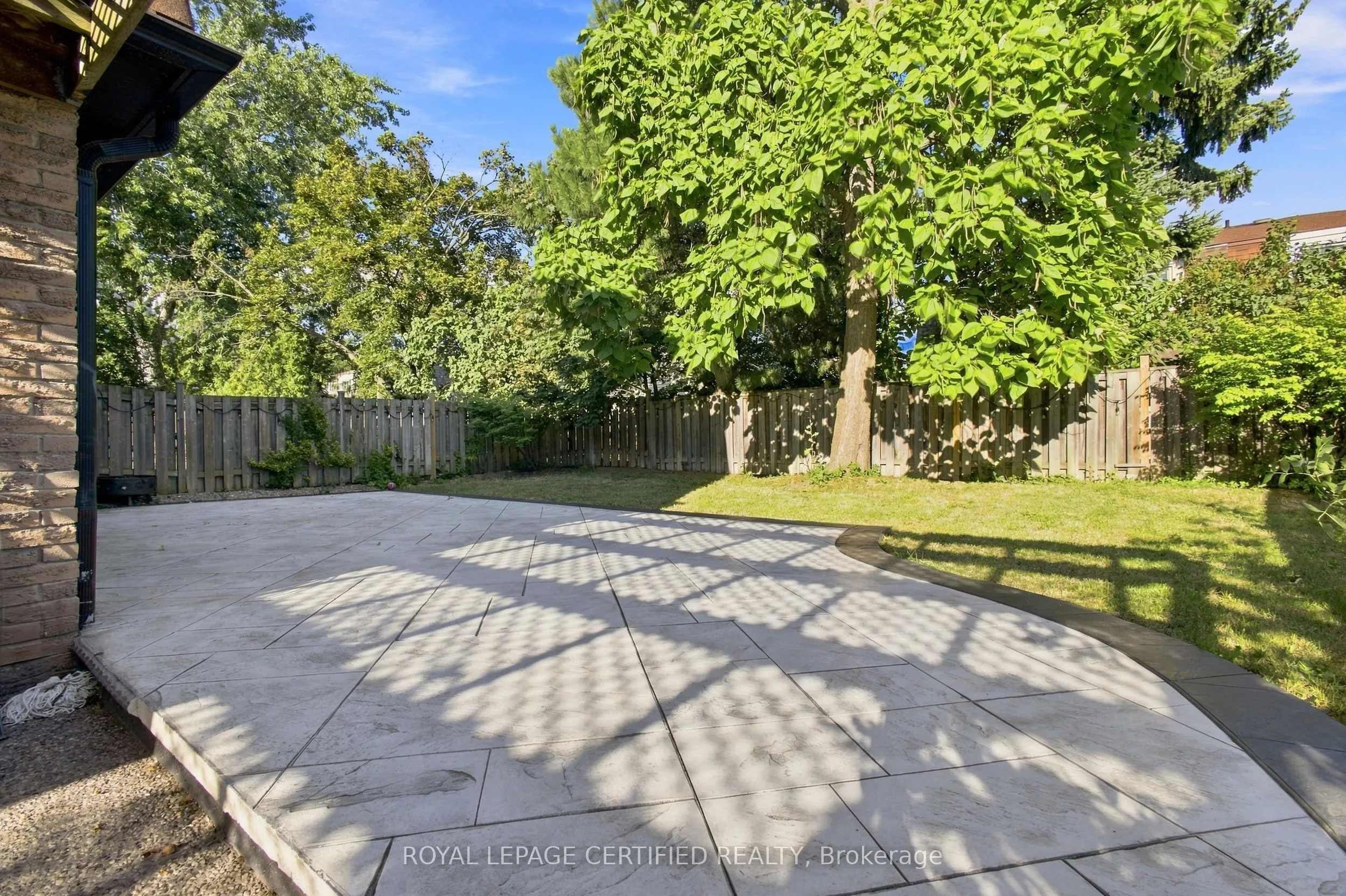 3029 Oslo Crescent