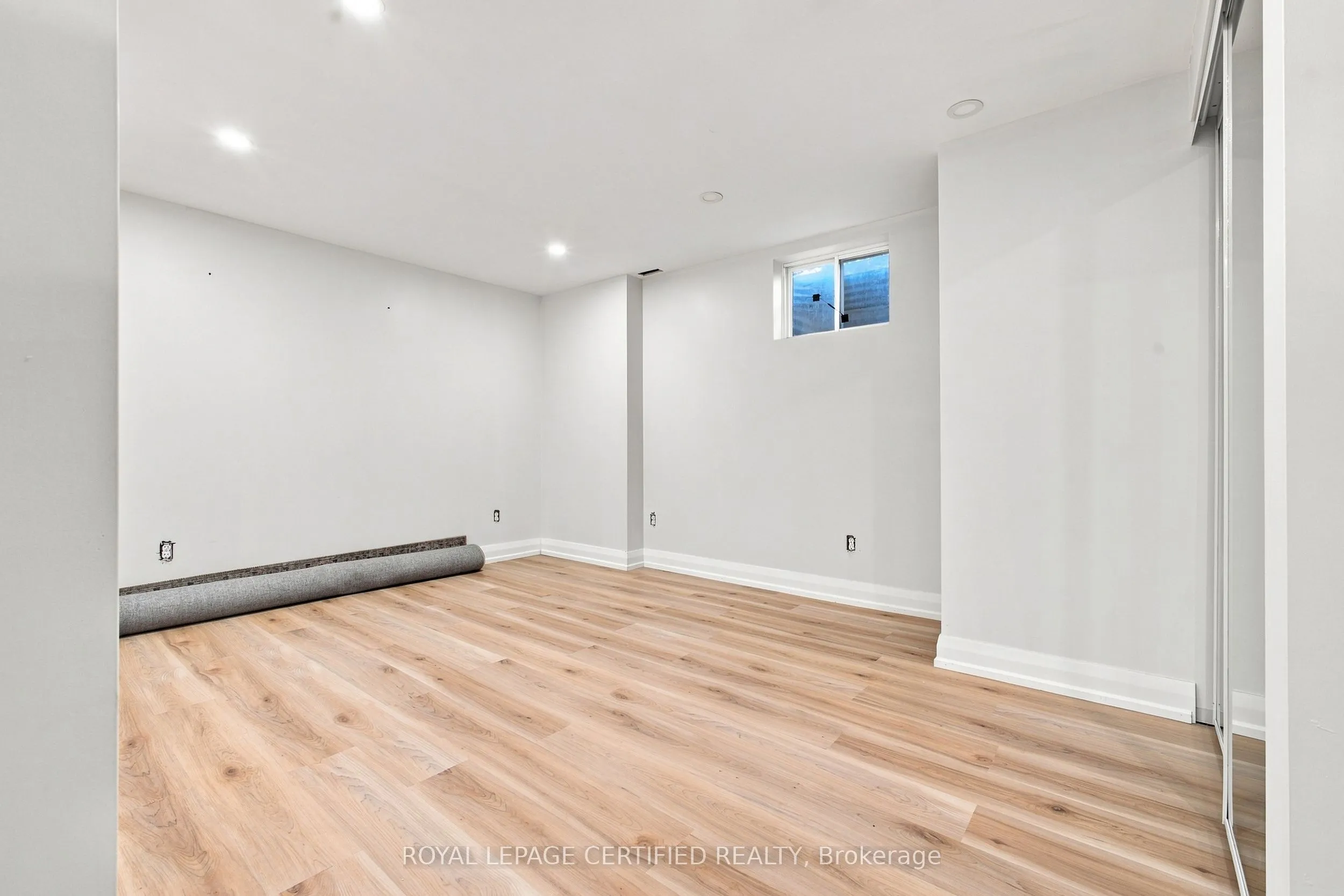 3029 Oslo Crescent