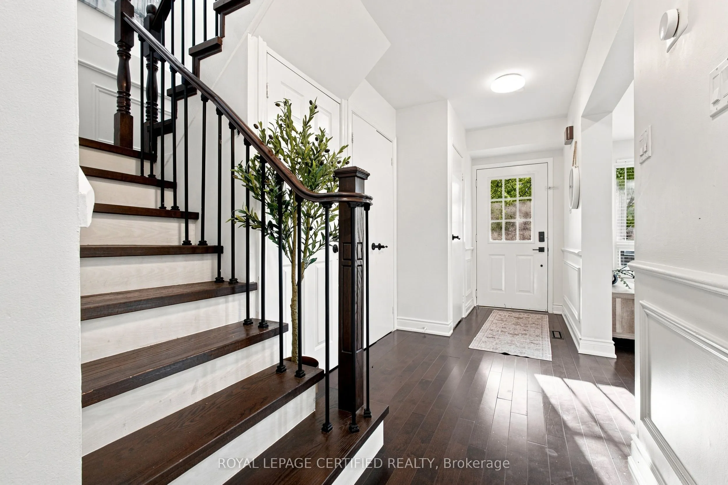 3029 Oslo Crescent