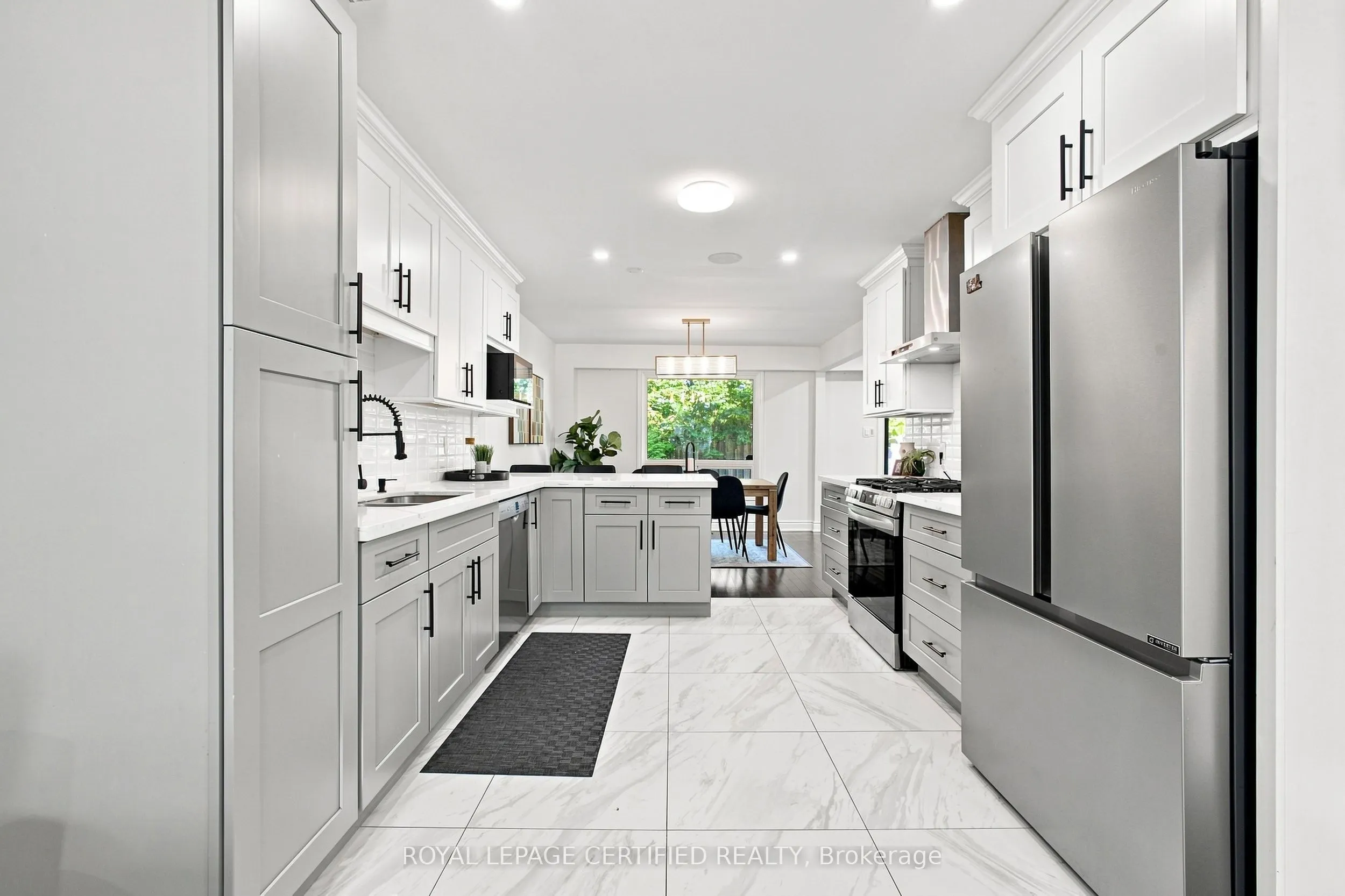 3029 Oslo Crescent