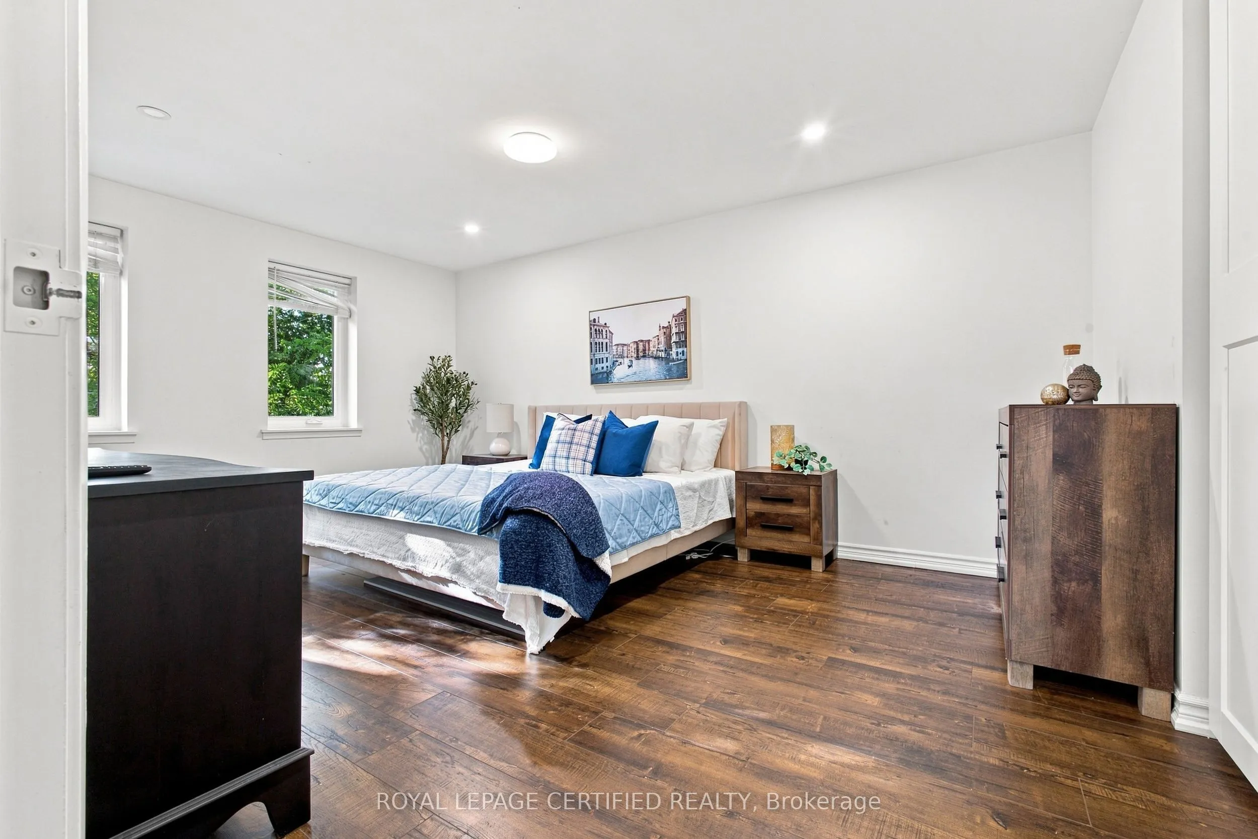 3029 Oslo Crescent