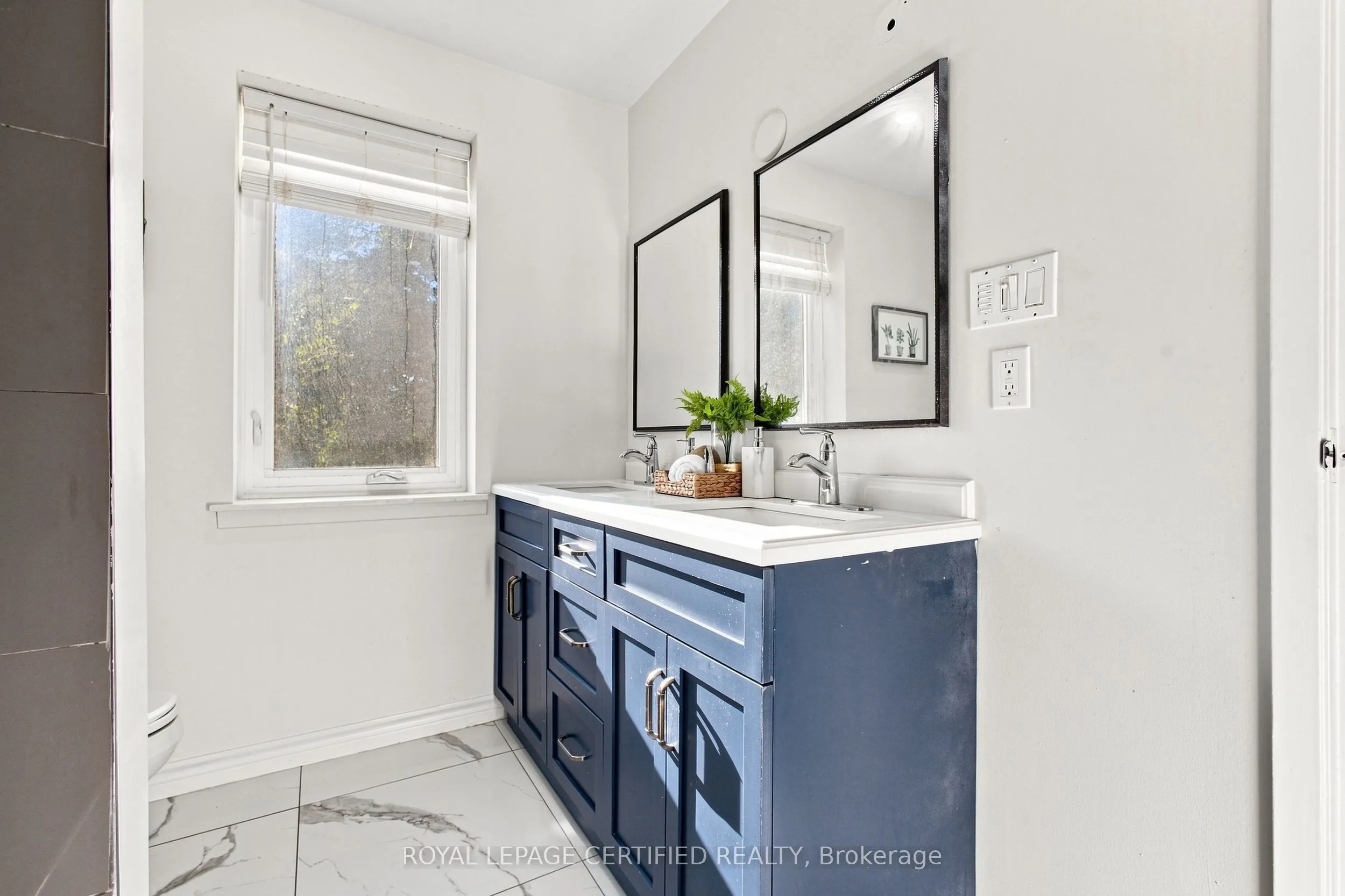 3029 Oslo Crescent