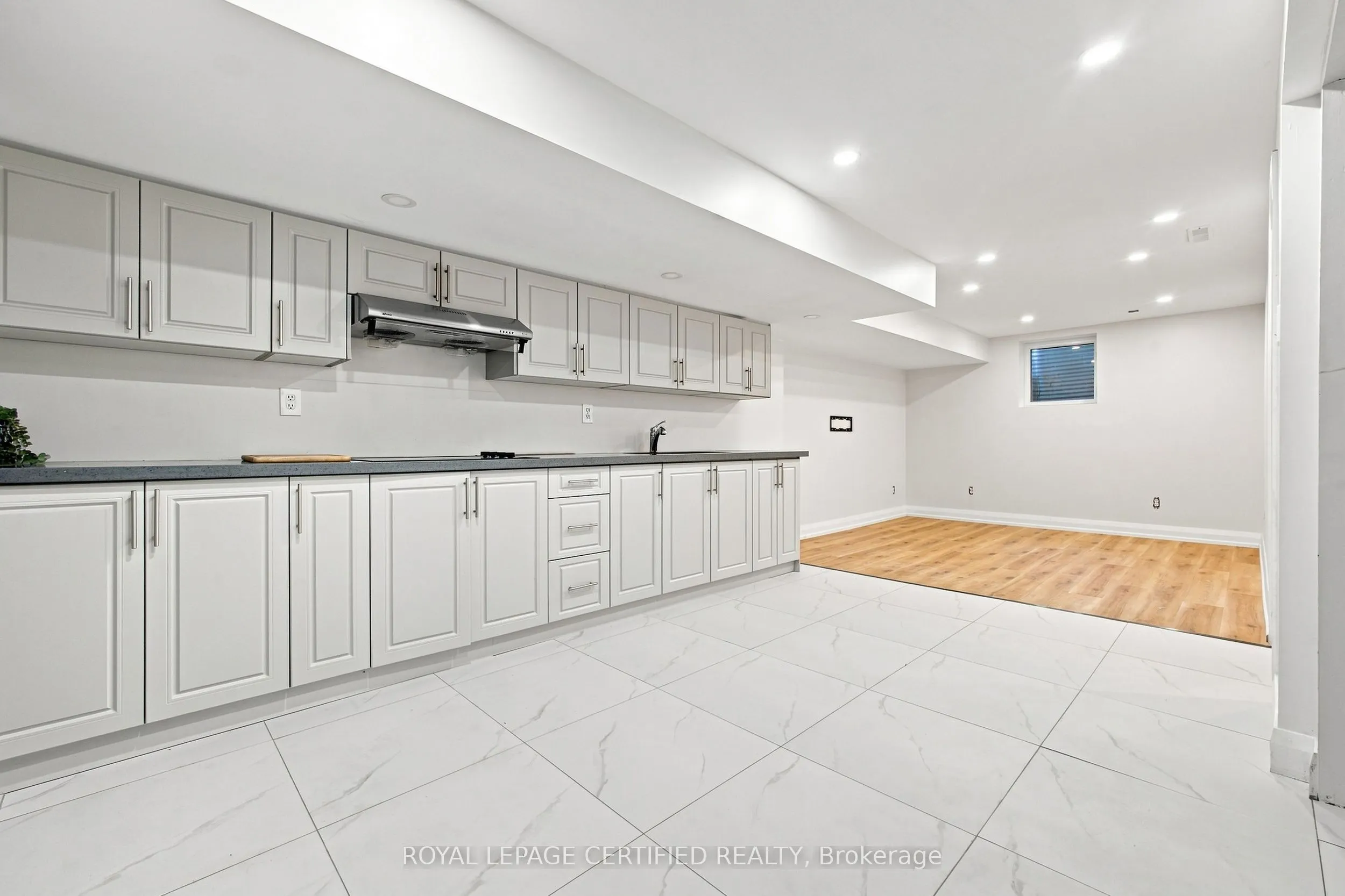 3029 Oslo Crescent