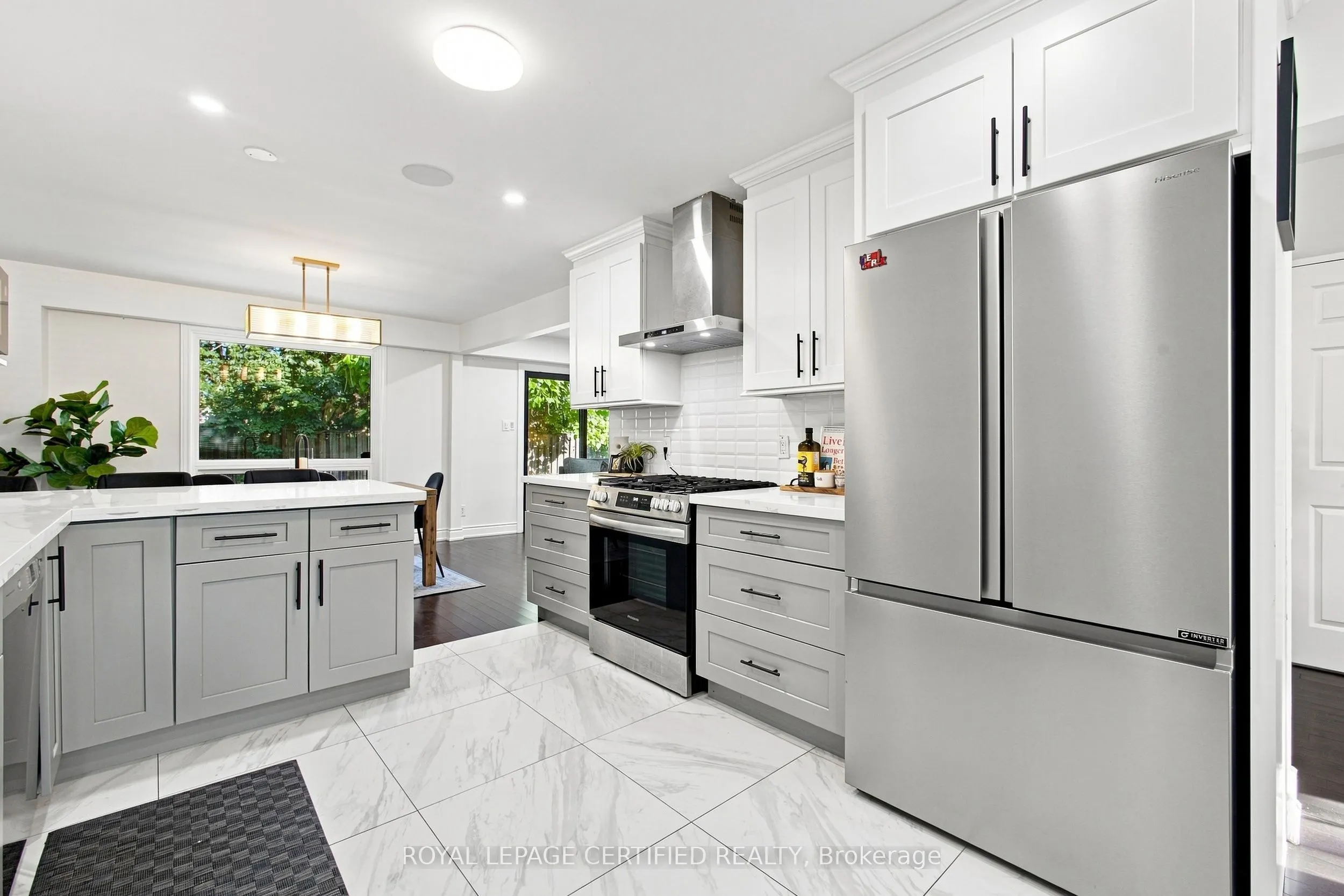 3029 Oslo Crescent