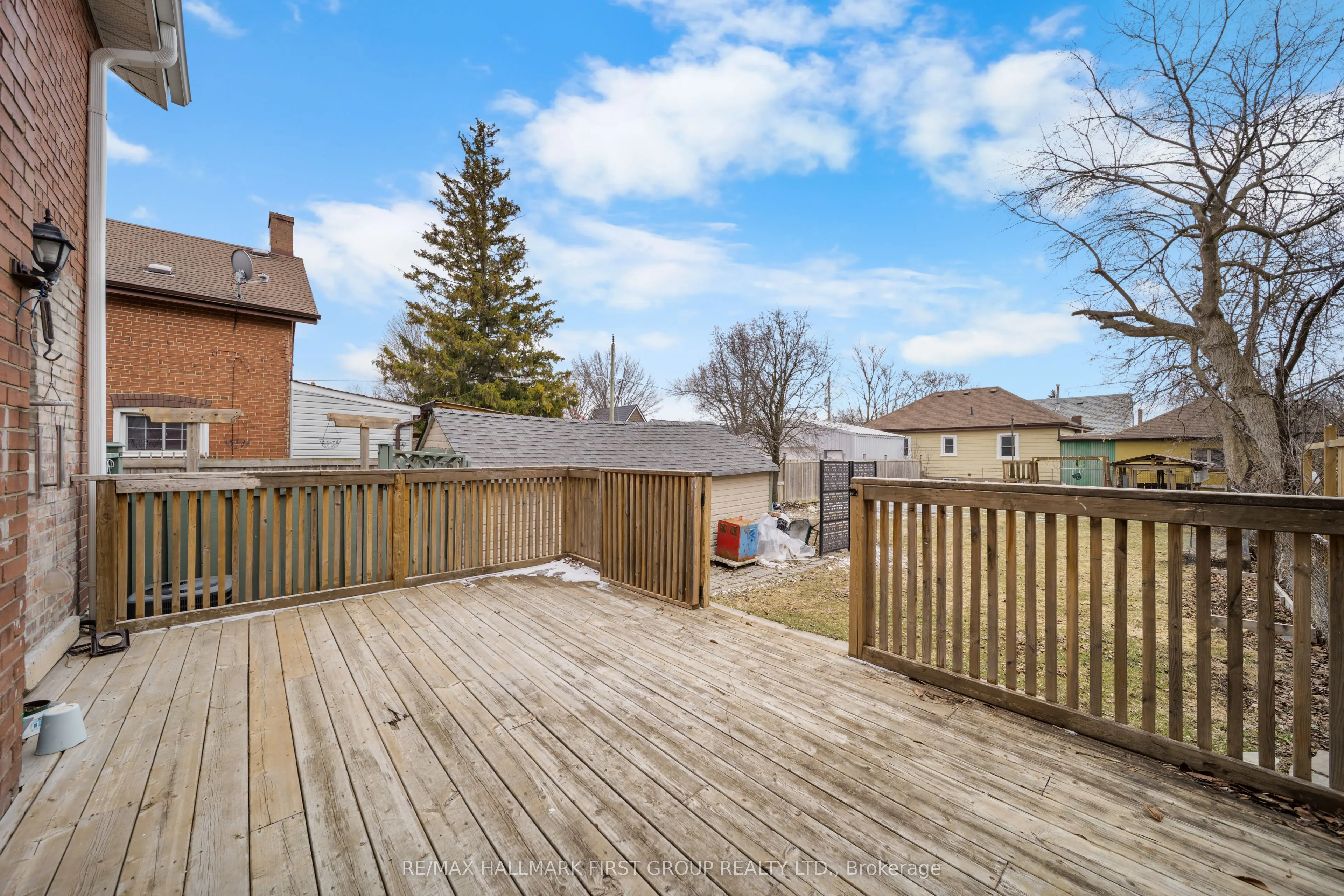7 Mcmurchy Avenue S