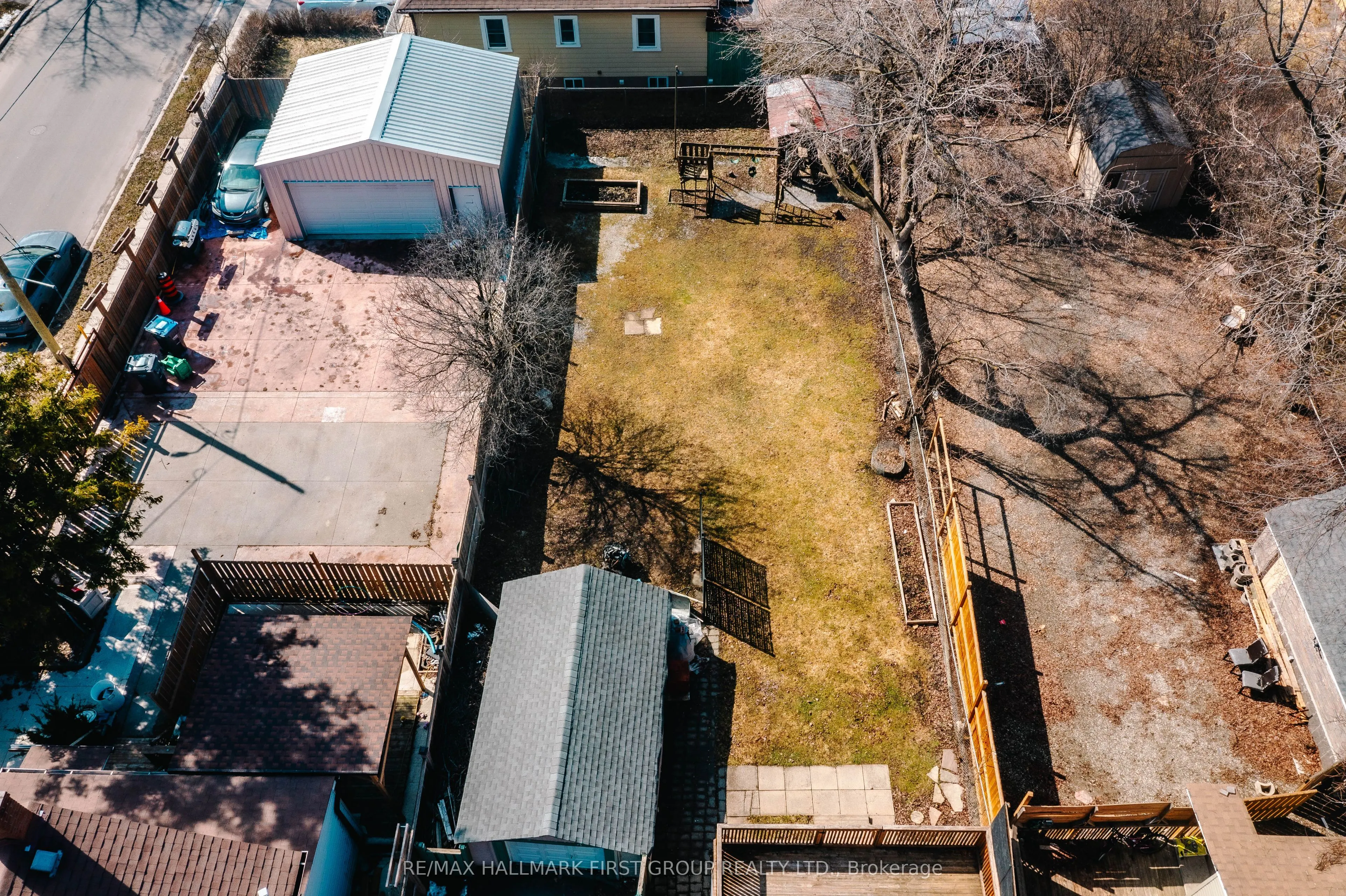 7 Mcmurchy Avenue S