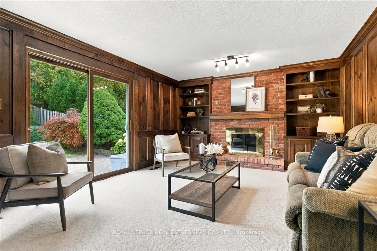 1309 Monmouth Drive
