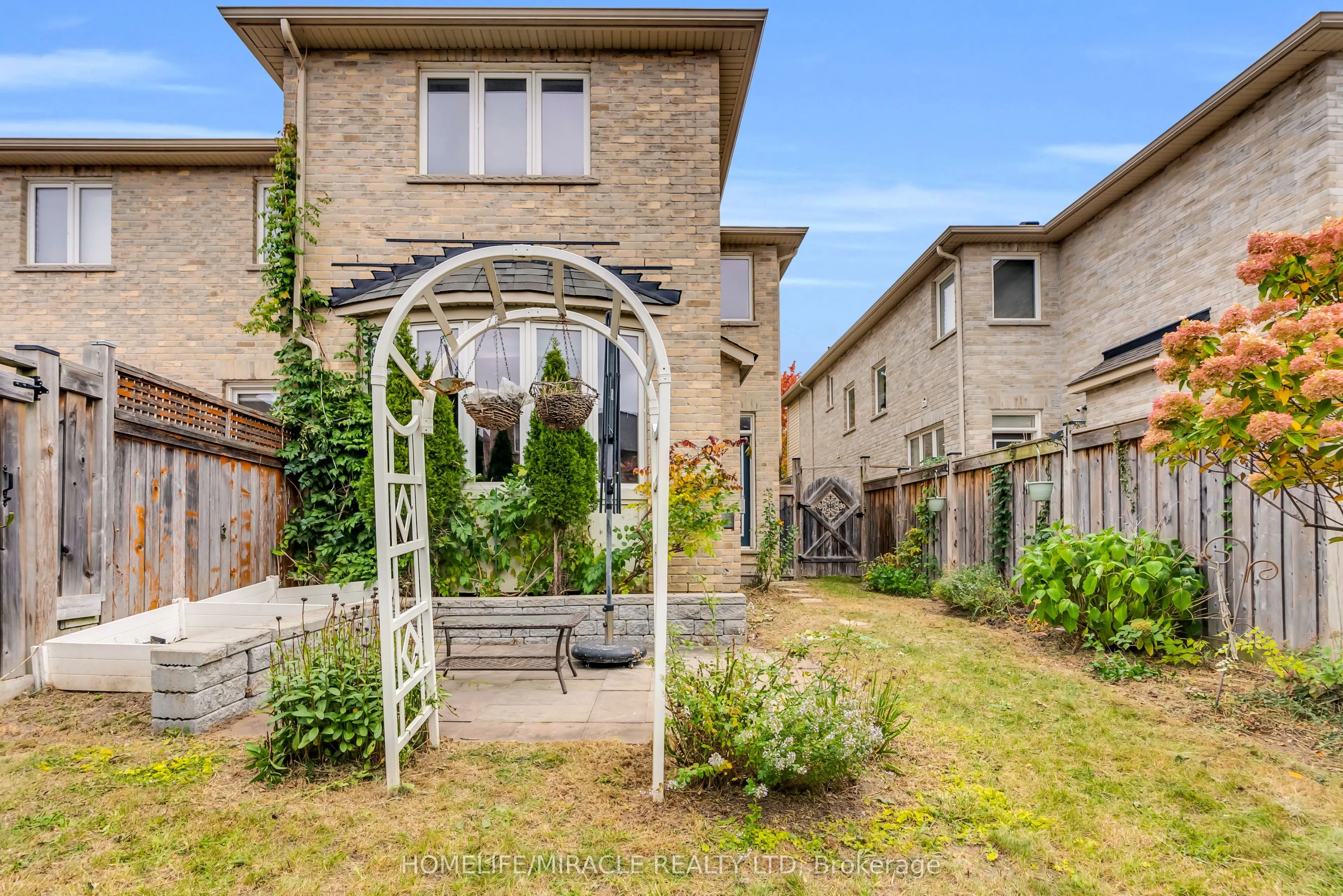 36 Cedarcrest Street