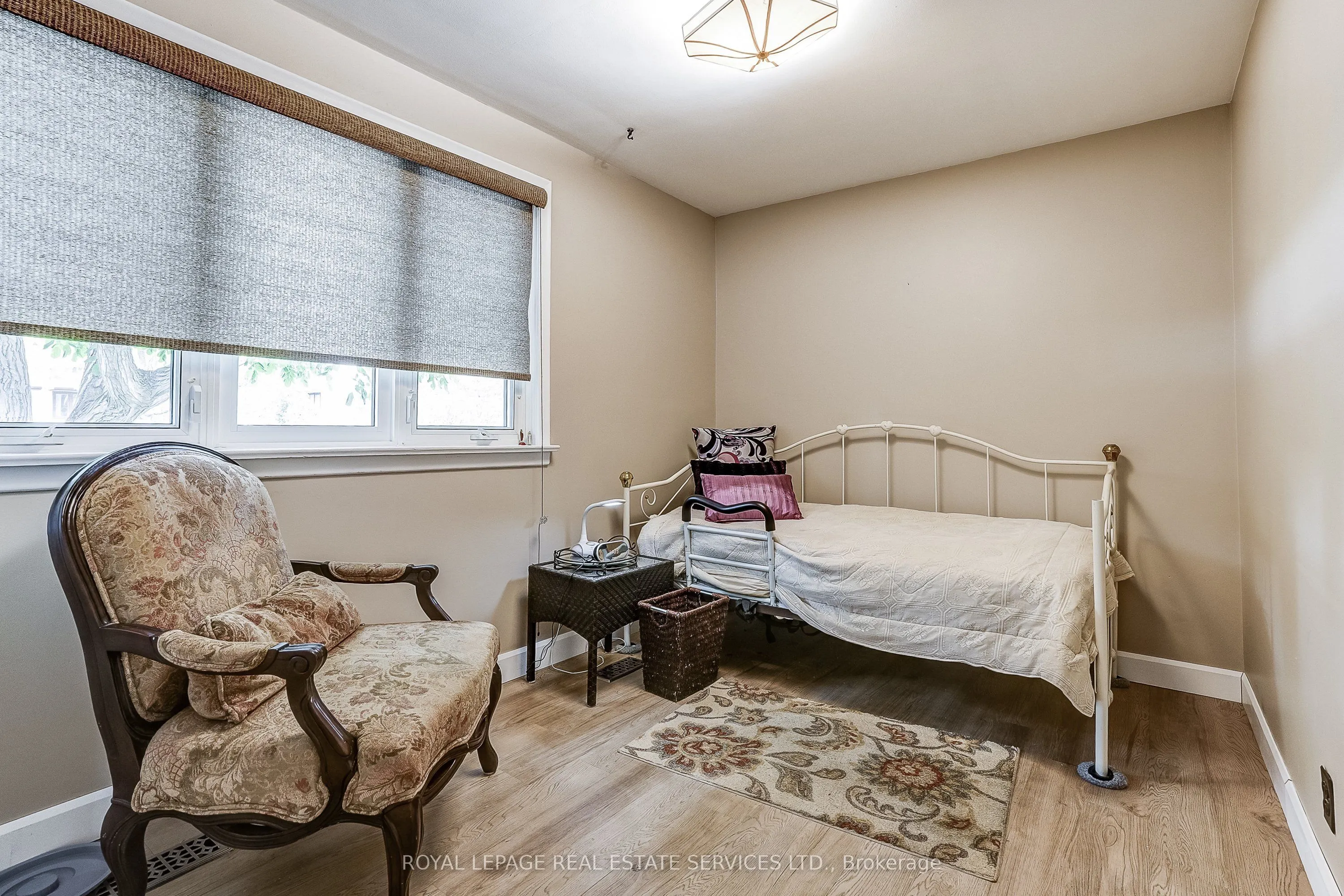 27 Sora Drive