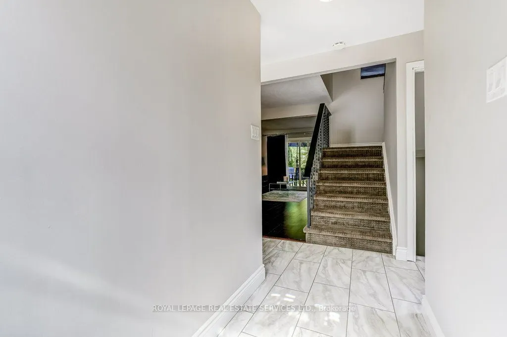 1770 Hyde Mill Crescent #10
