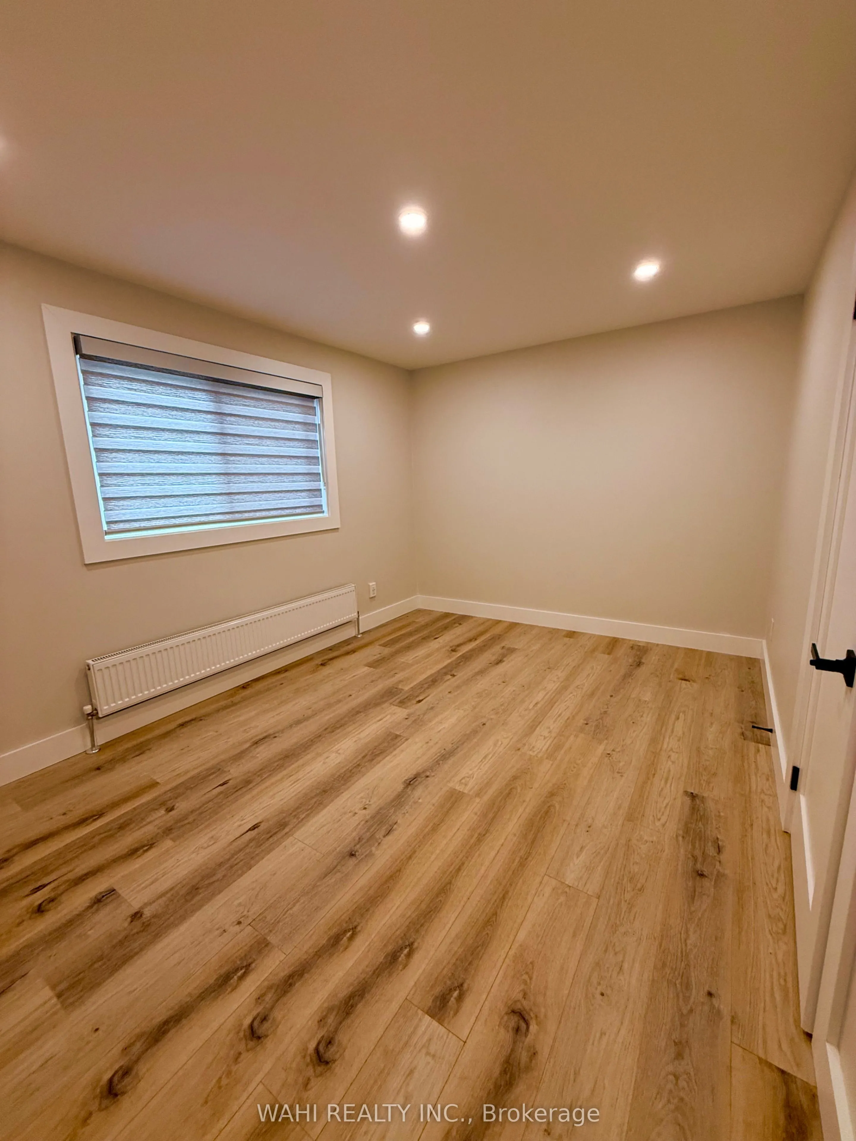 24 Lloyd George Avenue #UNIT 2