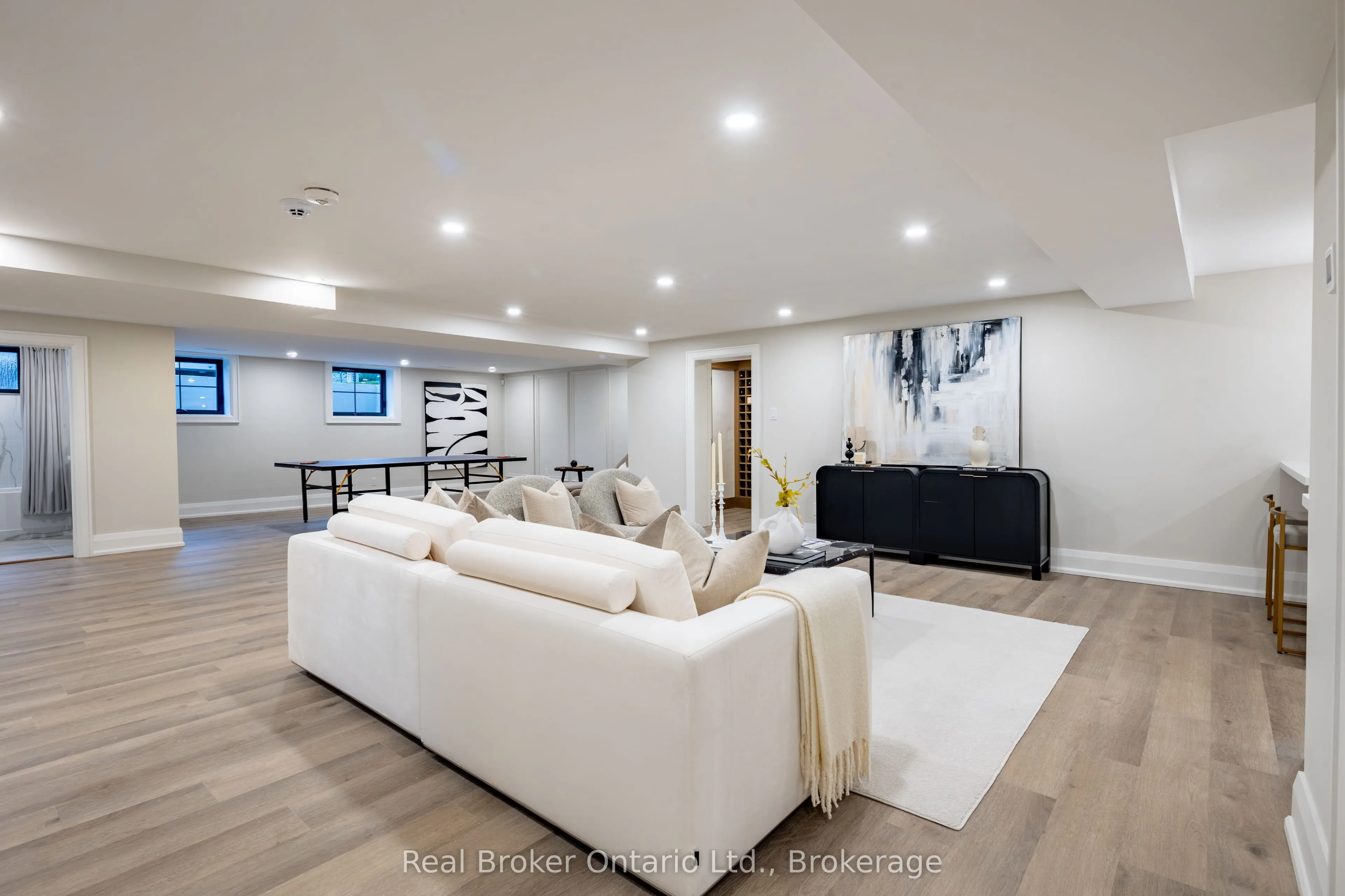 841 Danforth Place