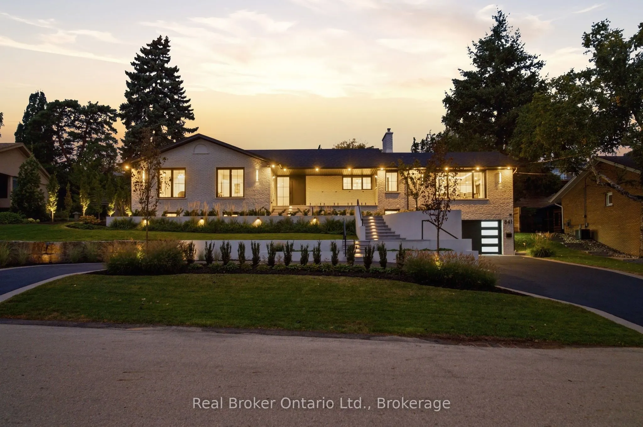 841 Danforth Place