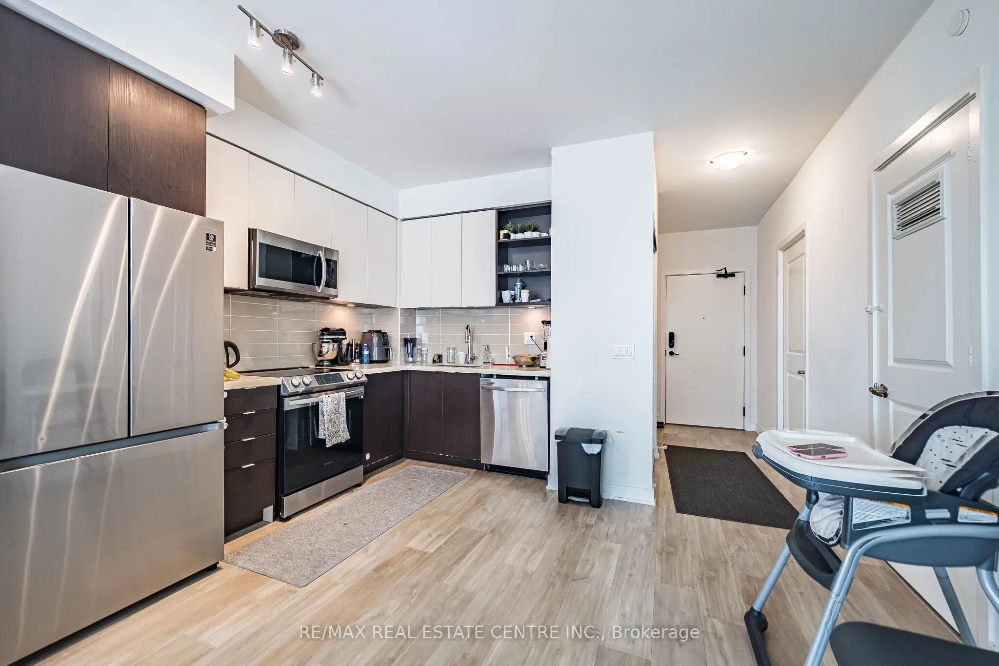 4675 Metcalfe Avenue #1906