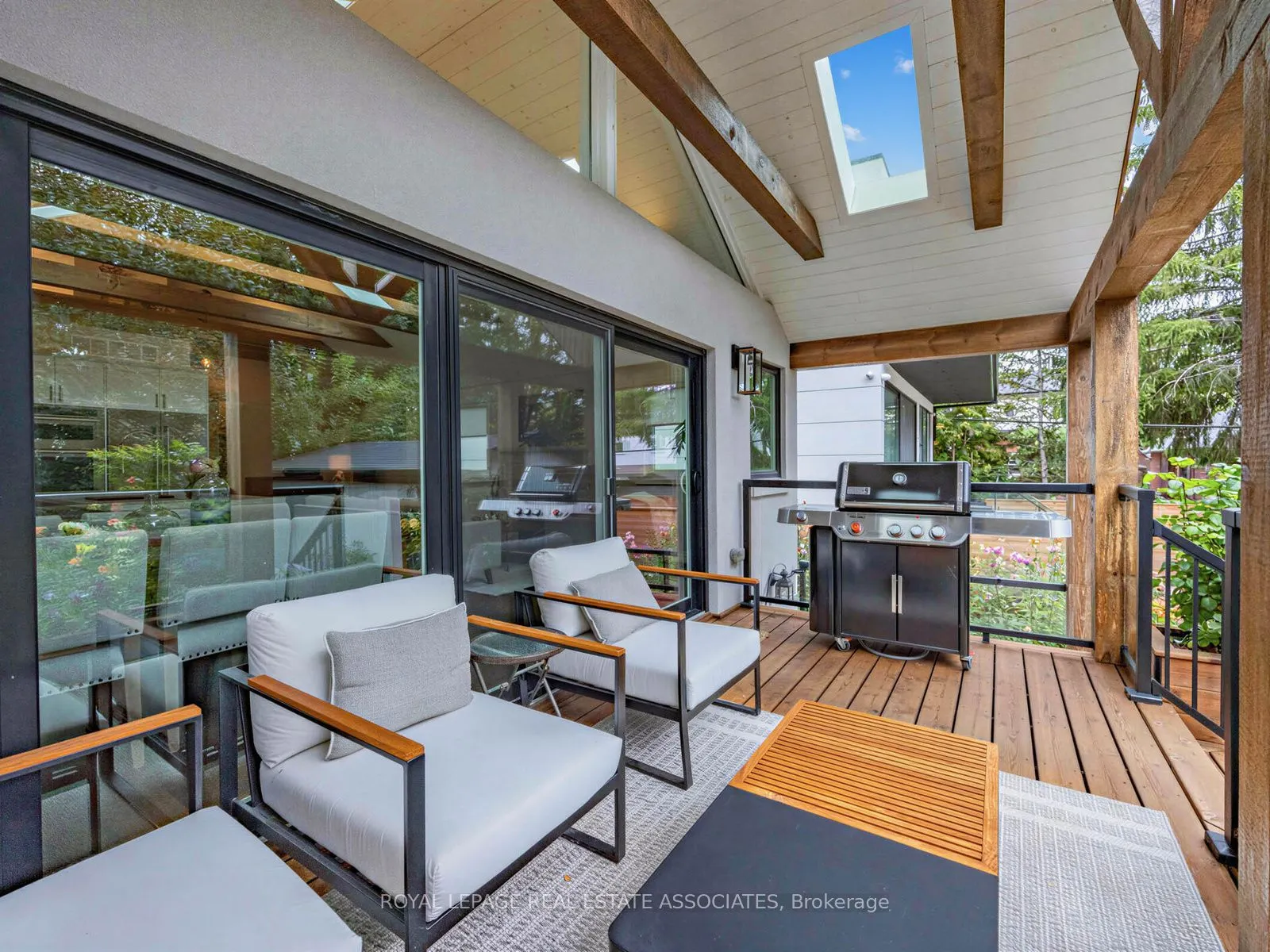 41 Ringley Avenue