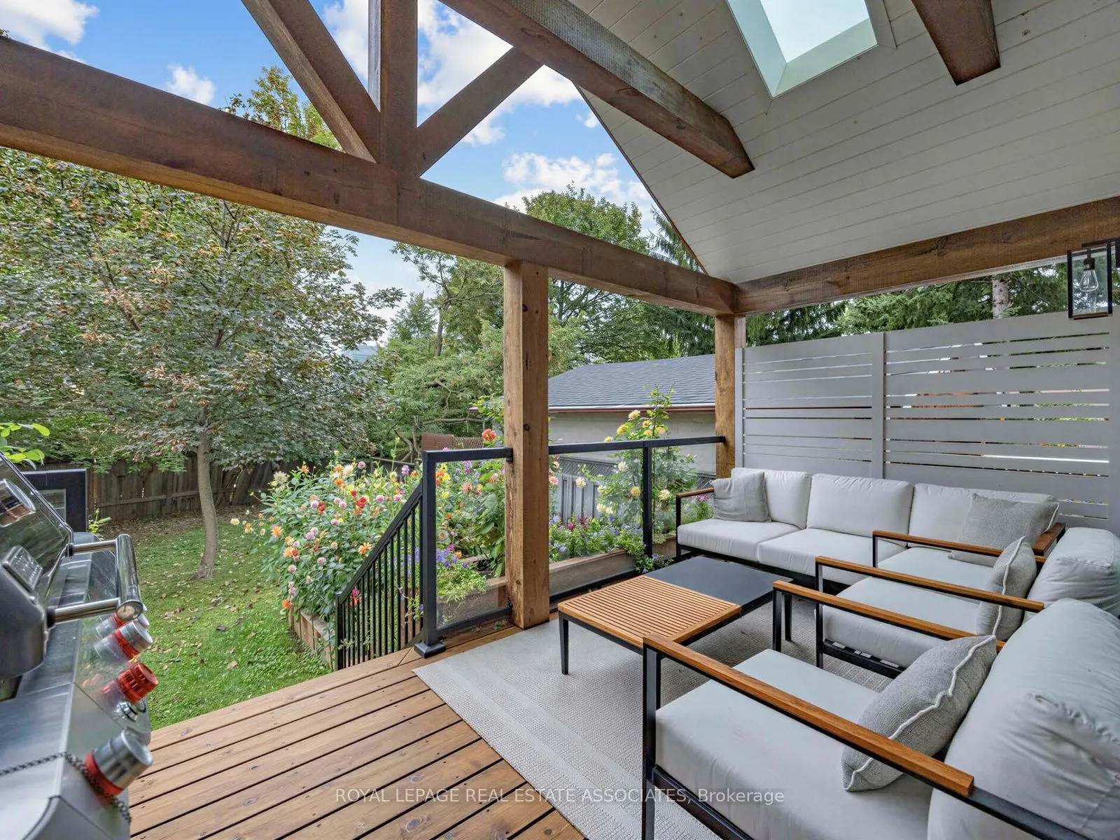 41 Ringley Avenue