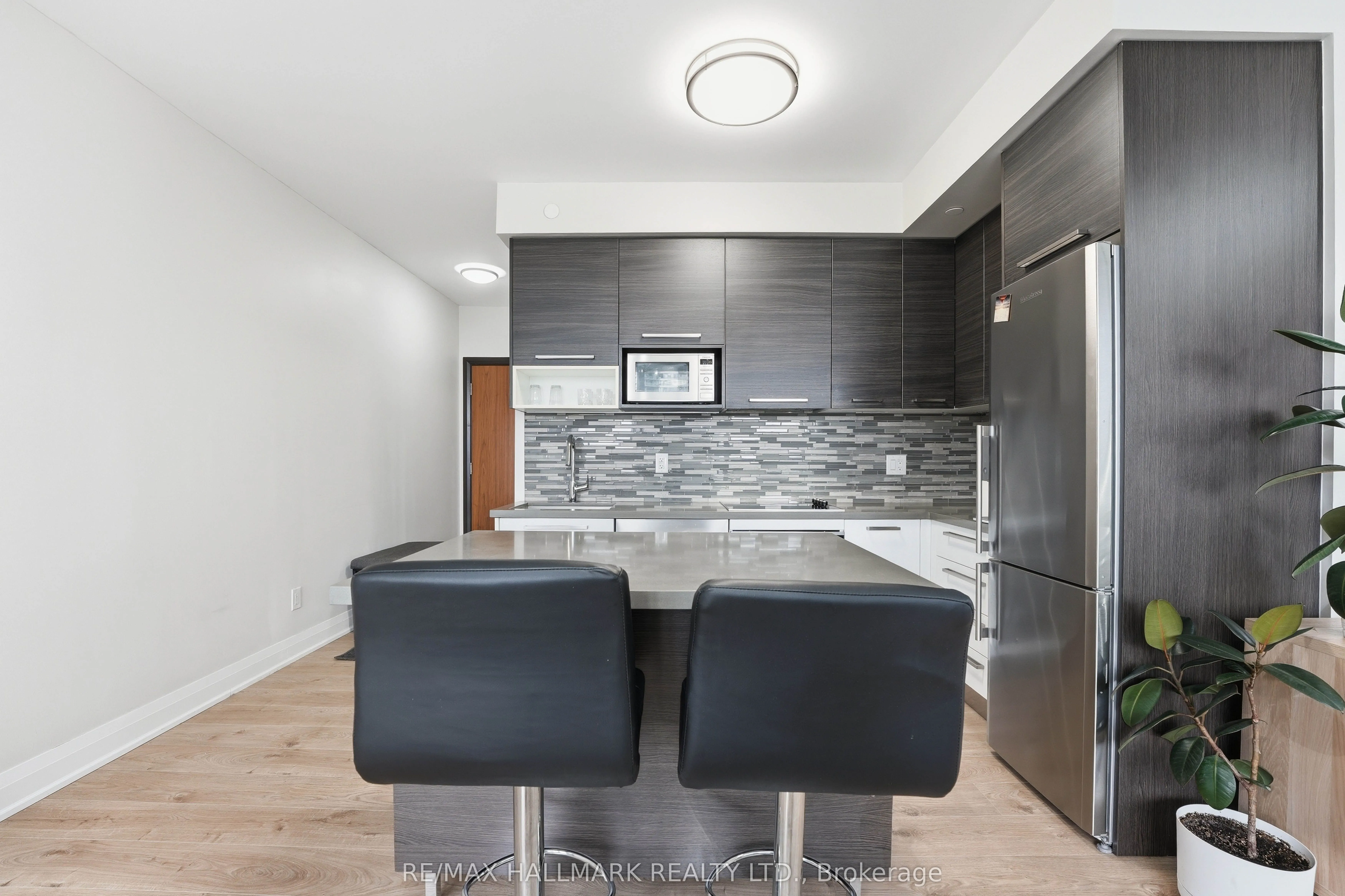 36 Park Lawn Road #710