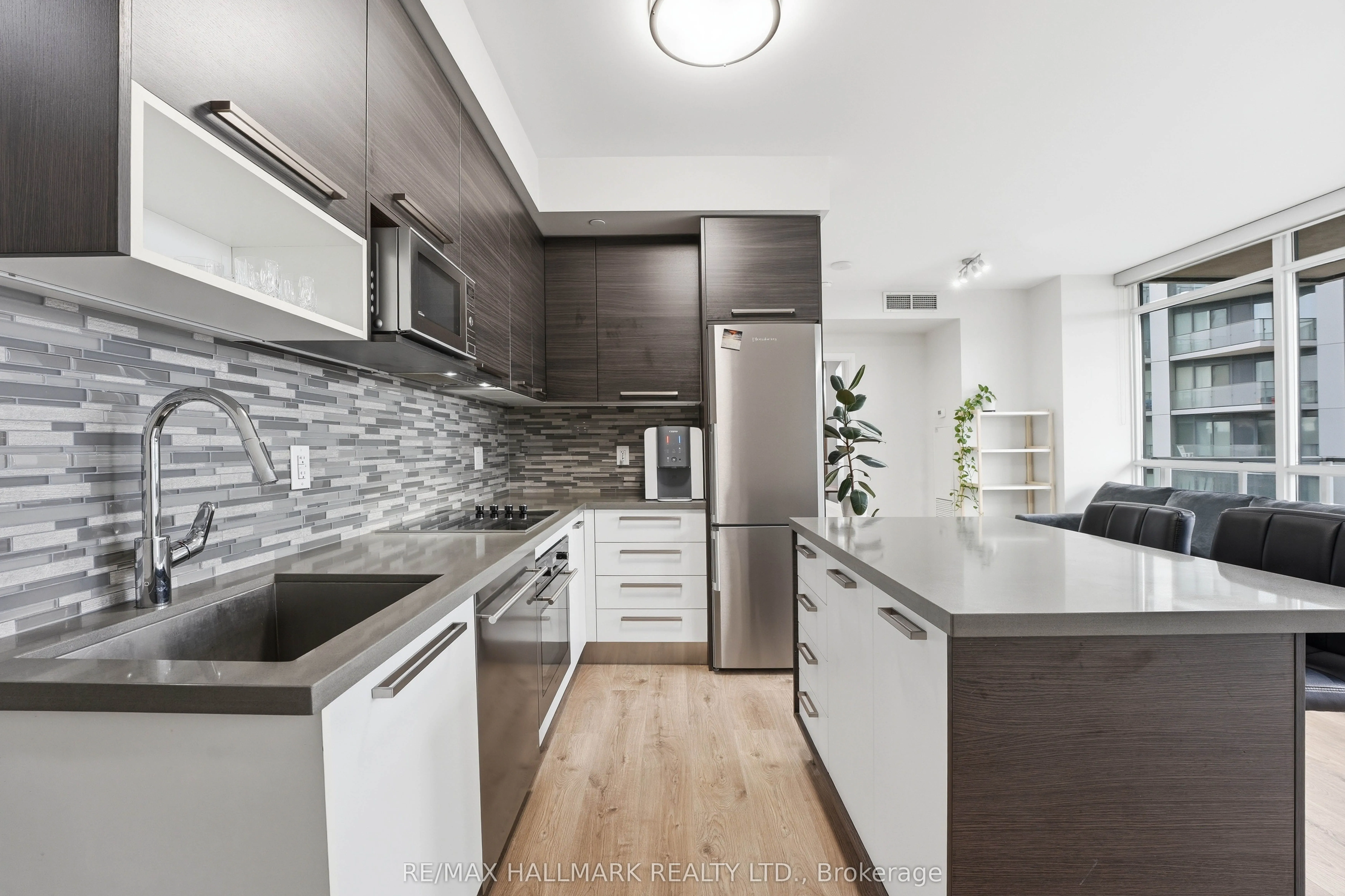 36 Park Lawn Road #710
