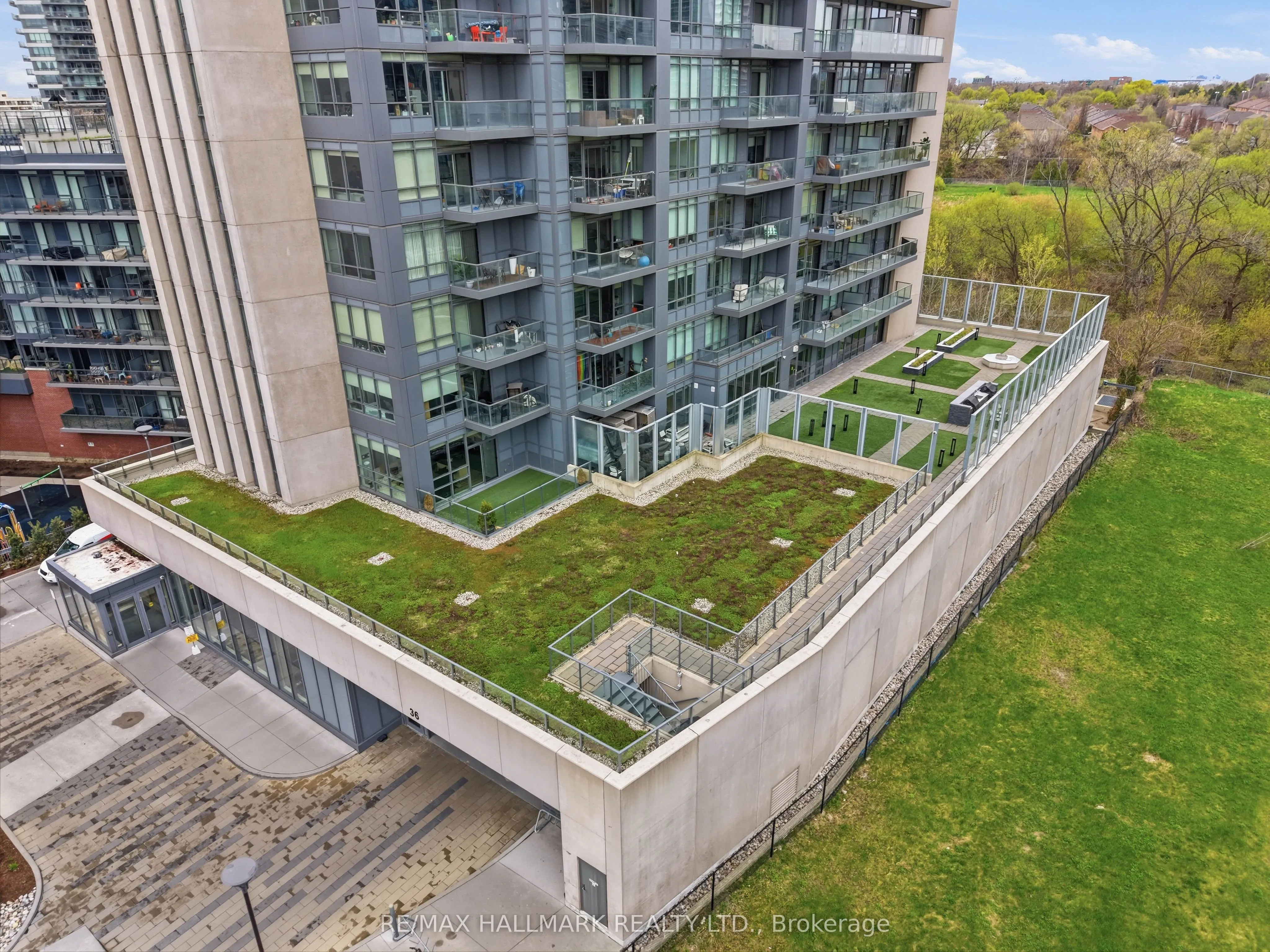 36 Park Lawn Road #710