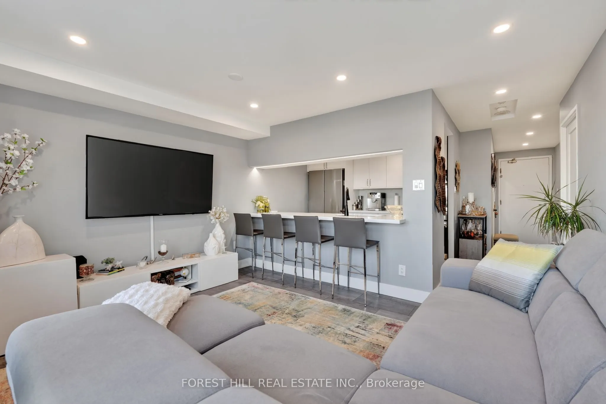 101 Subway Crescent #1407
