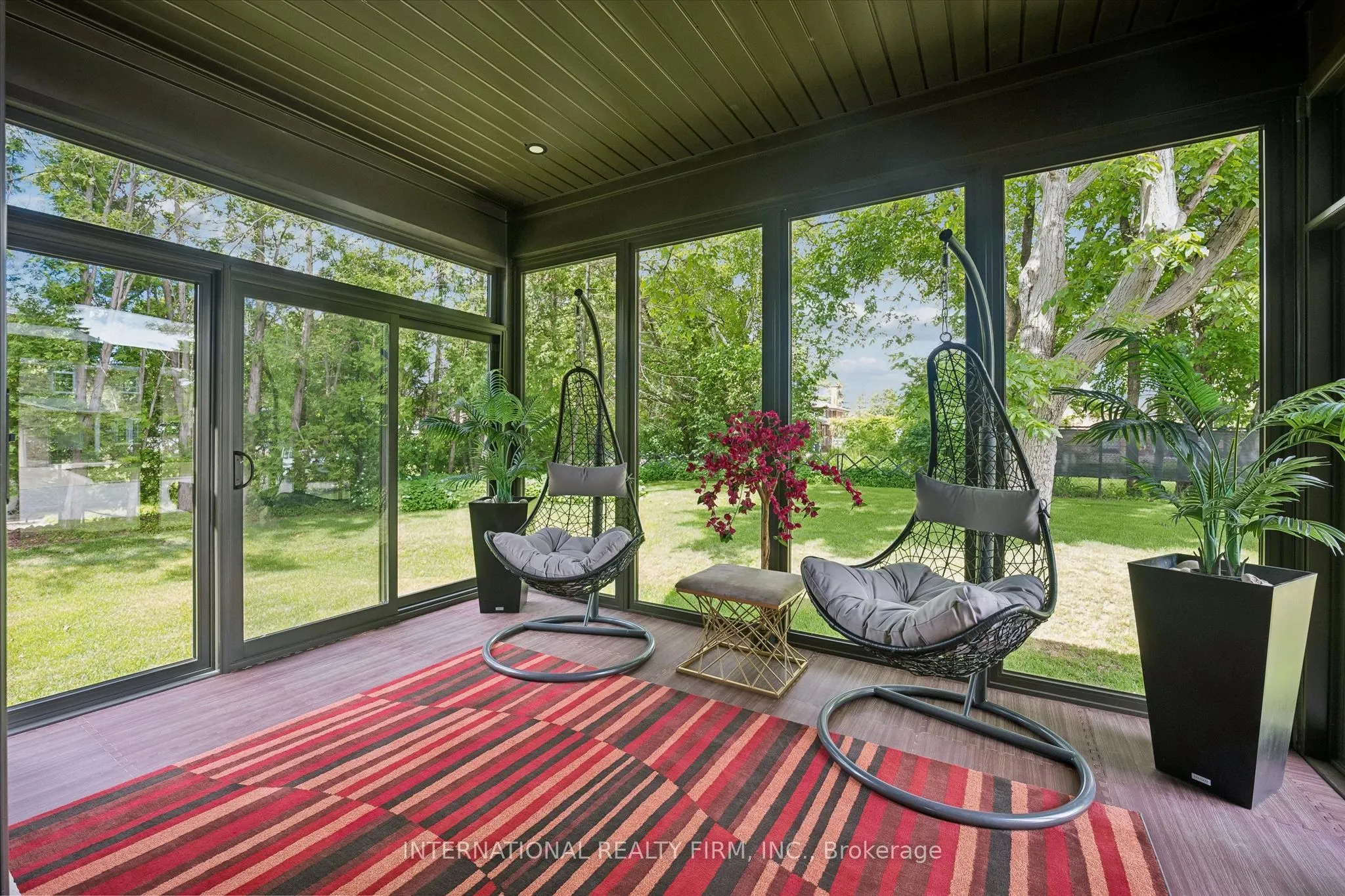 2423 Raymore Drive
