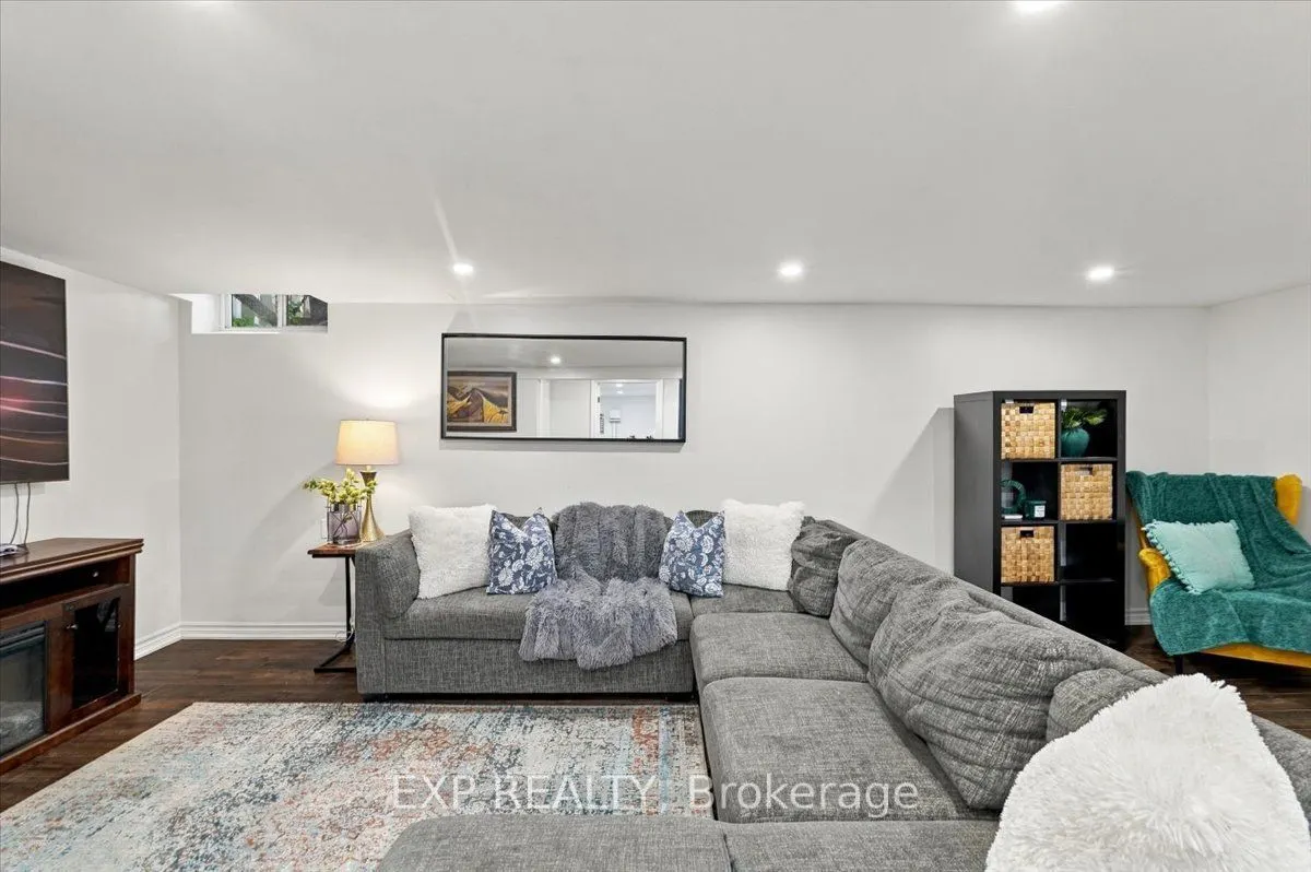 16 Havenbrook Court