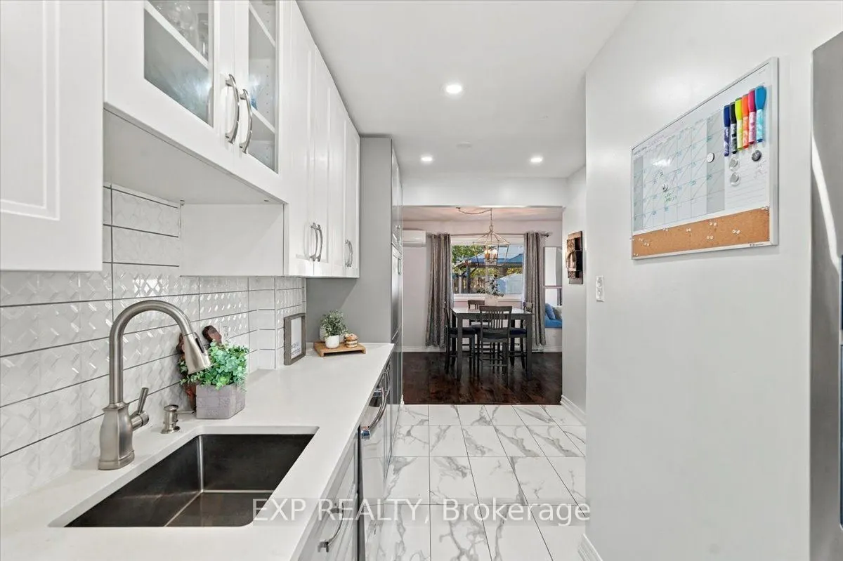 16 Havenbrook Court
