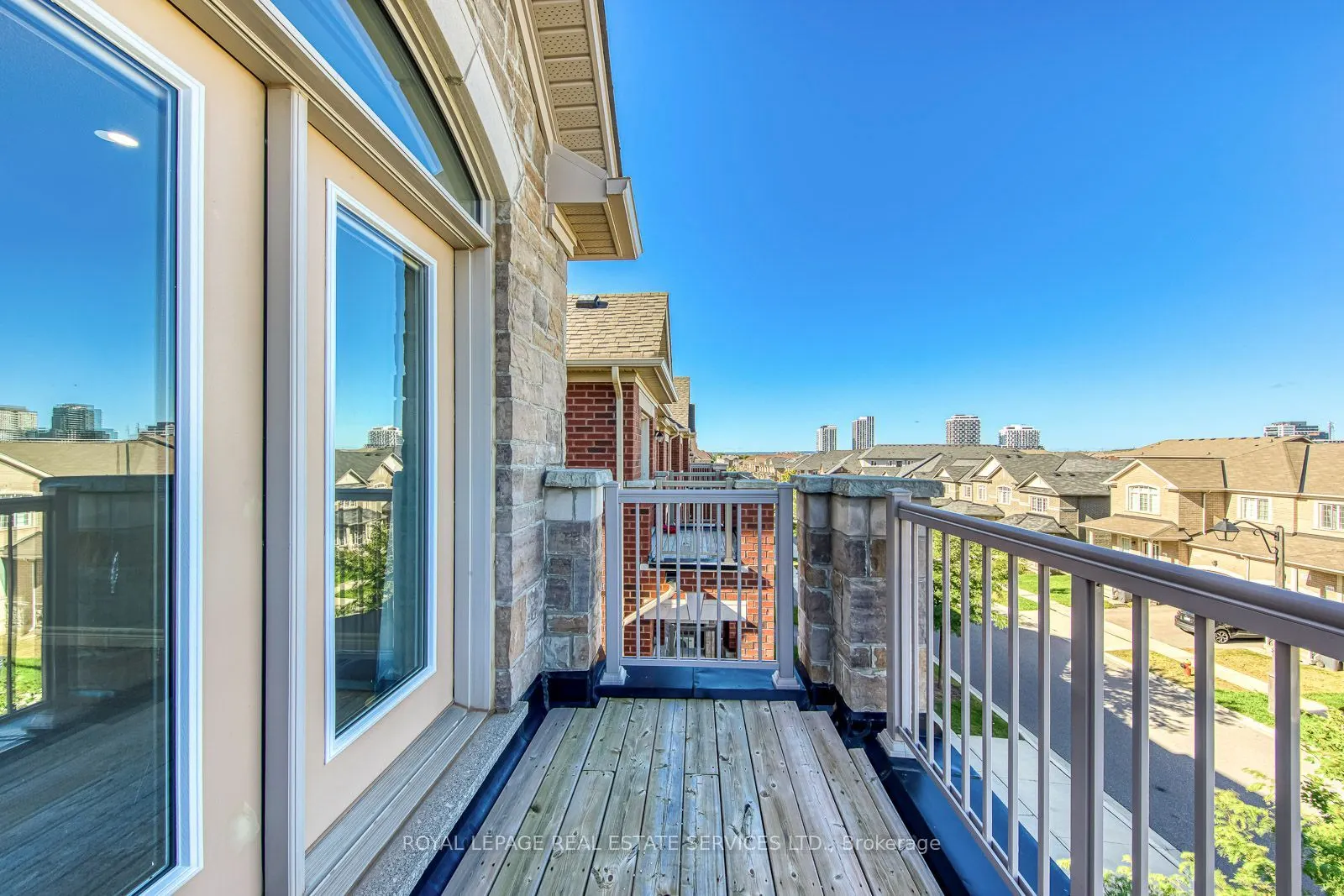 486 Silver Maple Road