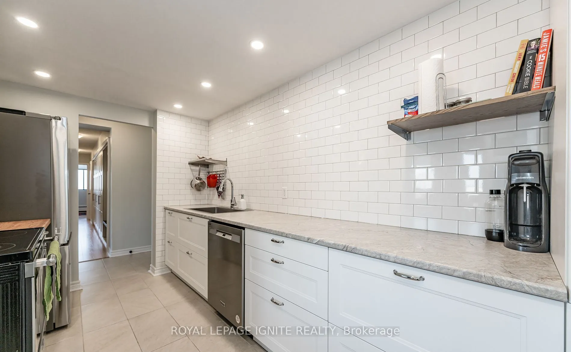 2542 Argyle Road #1008