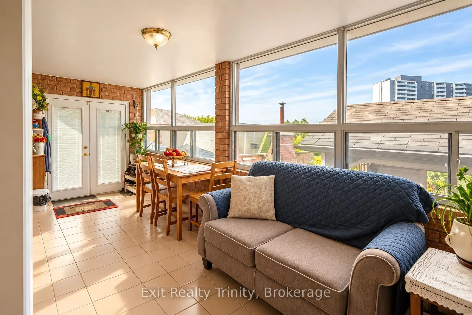 57 Lindylou Road