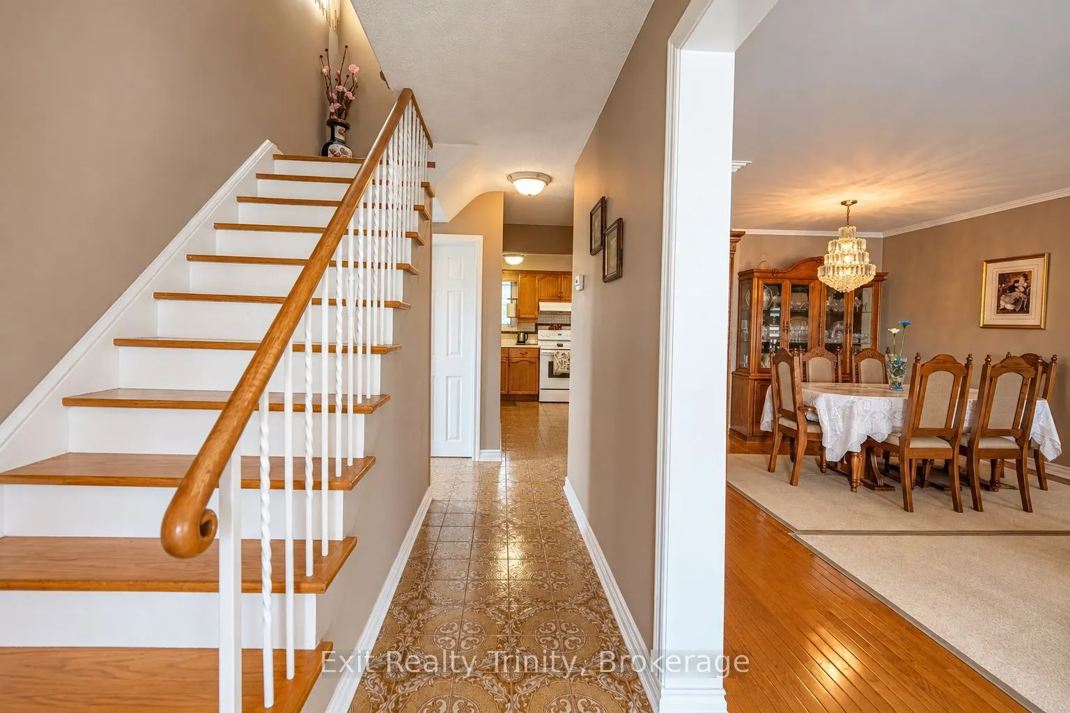 57 Lindylou Road